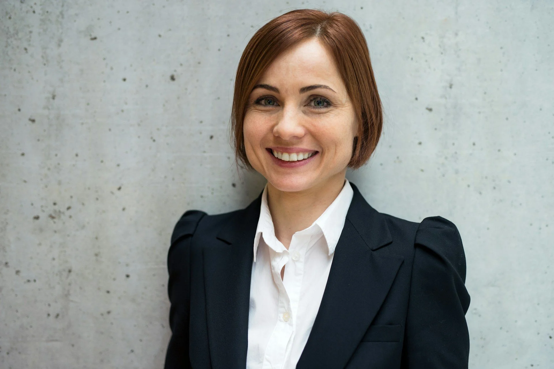 Deciding If Corporate Headshots in Livingston Suit Your Team Culture
