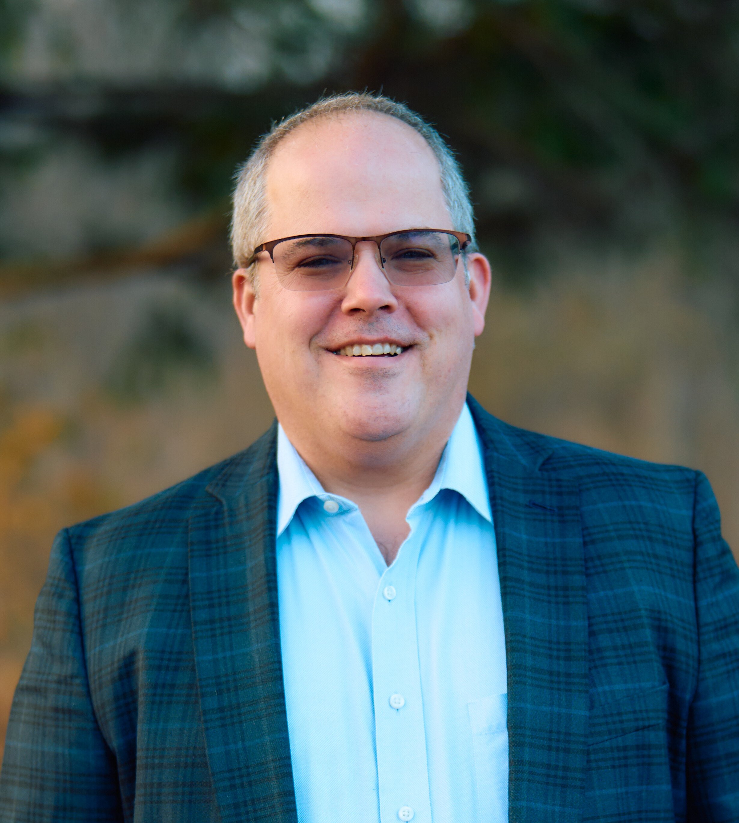 Tim Allchin headshot 2025.jpg
