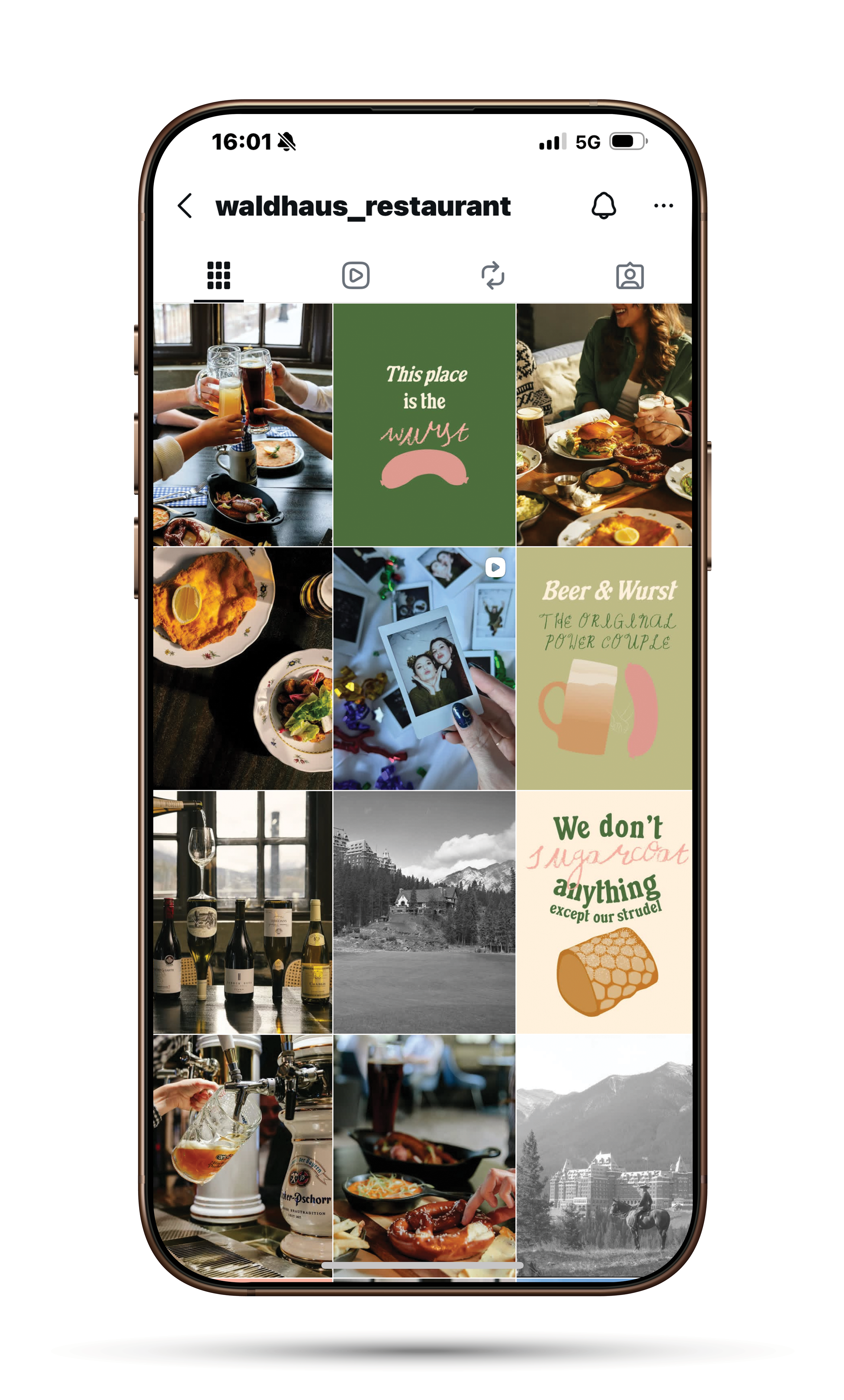 waldhaus social content.png