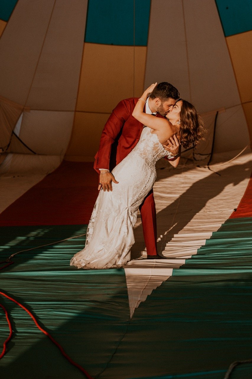 new-england-hot-air-balloon-elopement-14.jpeg