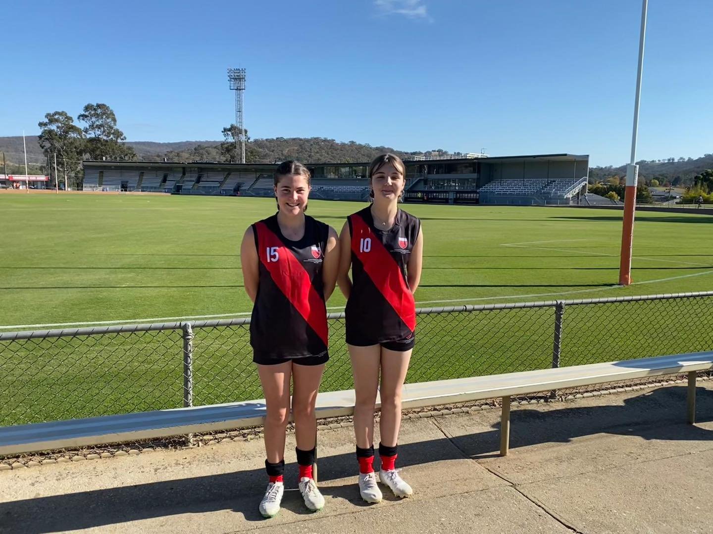 Good luck to Beth and Eden from our U15YG team, representing Sydney North at the CHS Carnival in Albury this week. We are so proud of you 🖤🤍🖤🤍.
