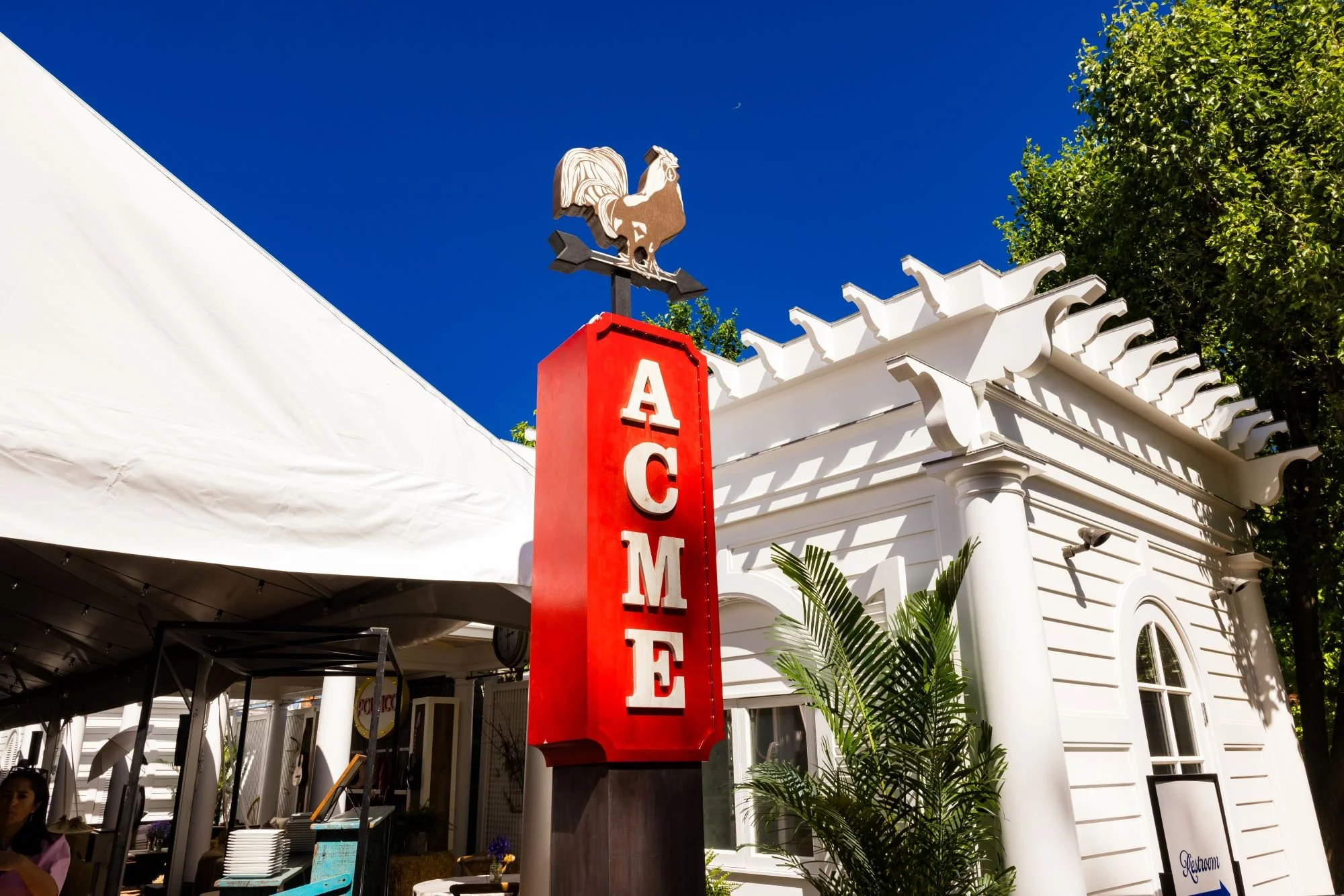 AMCE Sign