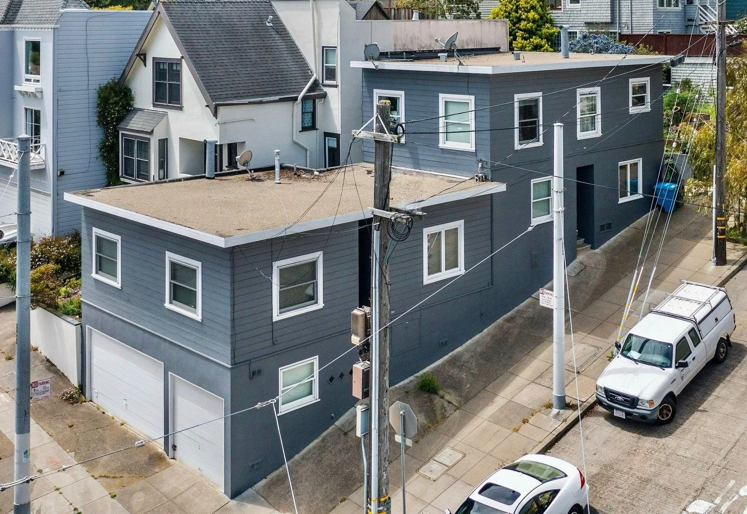 301 Ortega St cropped.jpg