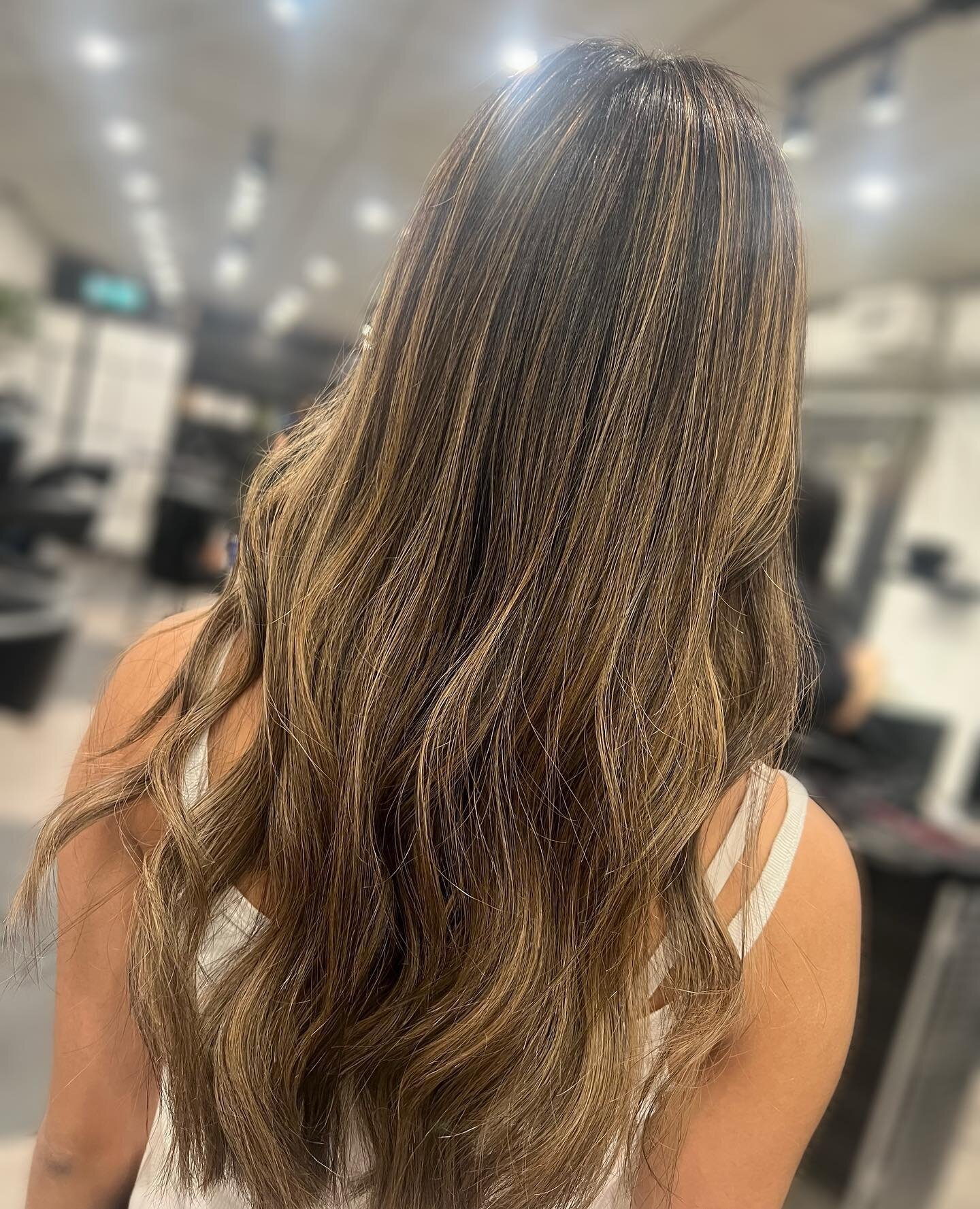 The perfect blend 
-
-
-
#haircut #hairstyles #hairtransformation #hairgoals #hairideas #hairlove #vancouverhairstylist #vancouverhair #vancouverhairdresser #vancouverhairsalon #vancouverbalayage #vancouverblonde #vancouverblondespecialist #yvrhair #