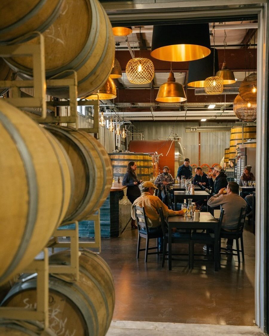 Another project for this client is in the works, and I couldn’t be more excited!
The vison, the brand, the design team is *chef’s kiss*.
Stay tuned for more! Coming this summer ☀️🍻
📸: @allagashcellars