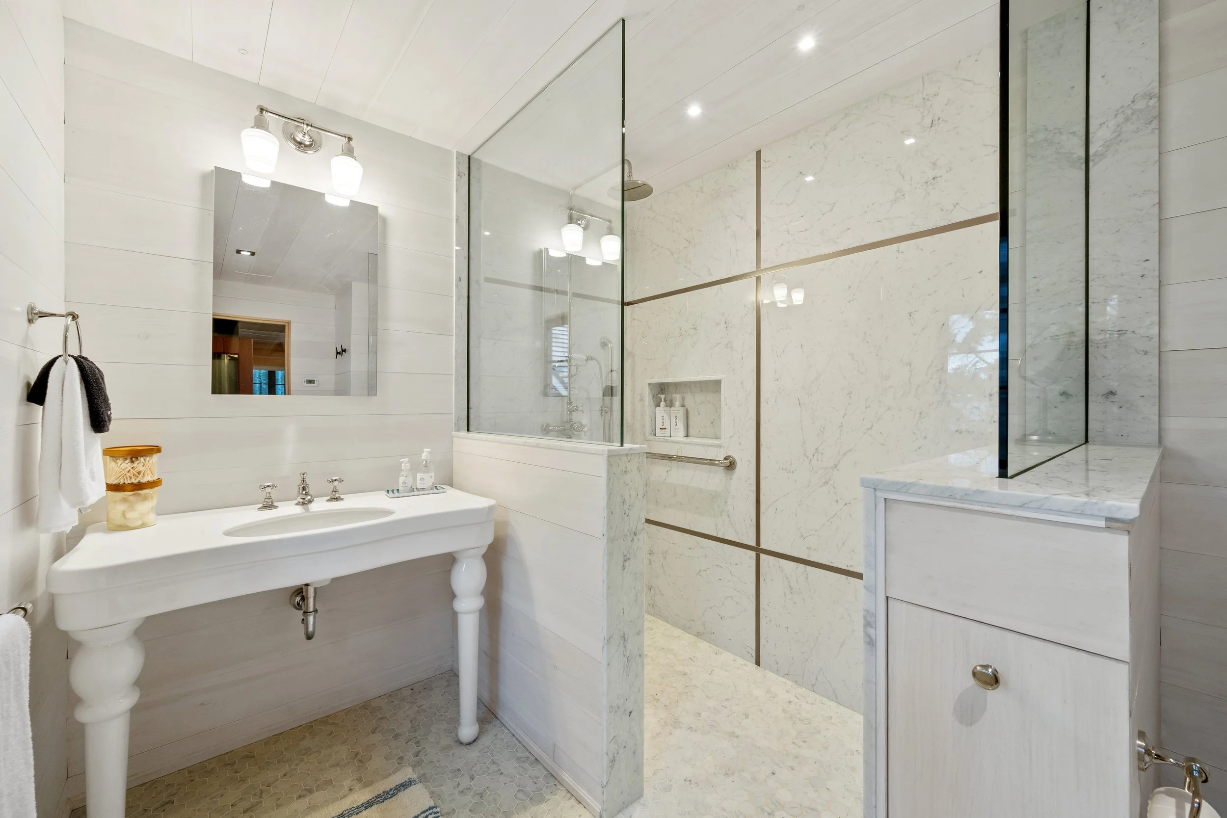 High Head - Primary Bath