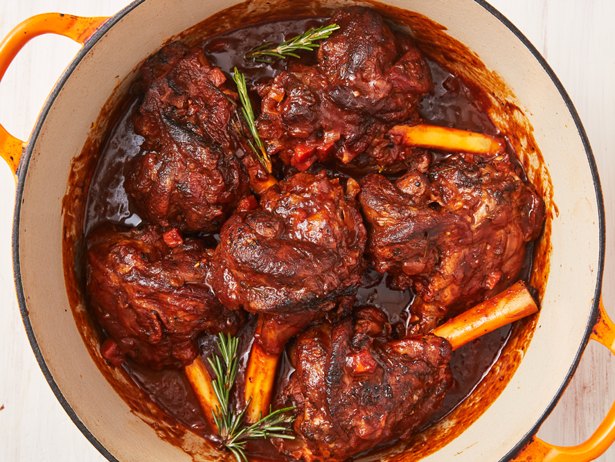190313-braised-lamb-shanks-horizontal-1-1553026901.png