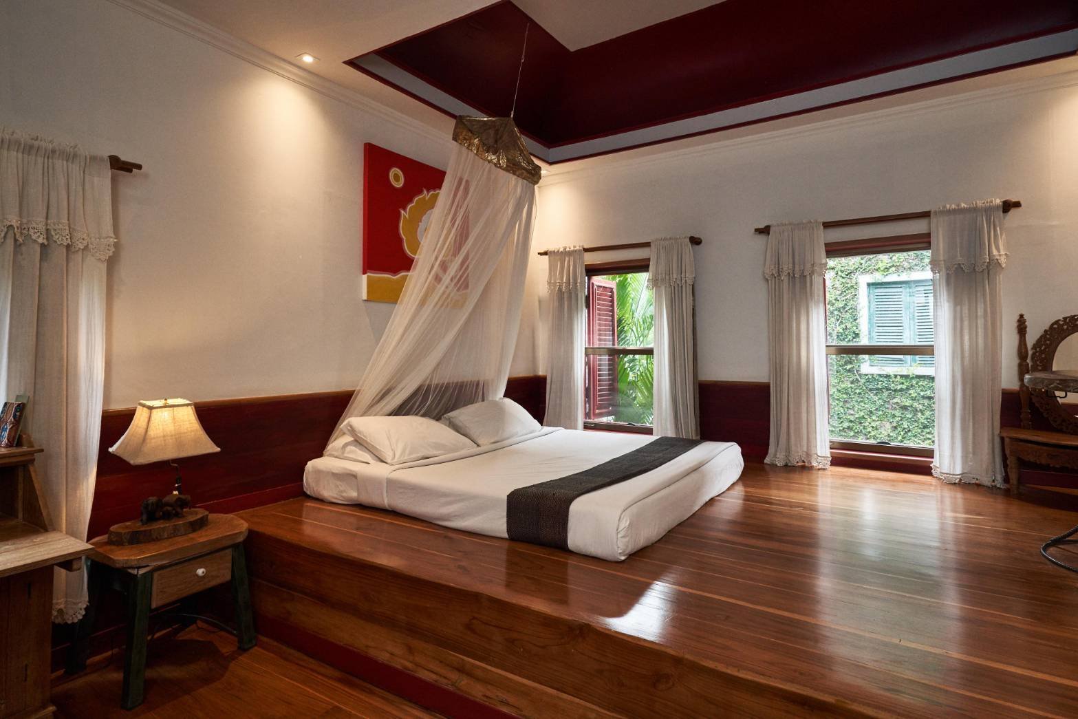 Room 1.jpg
