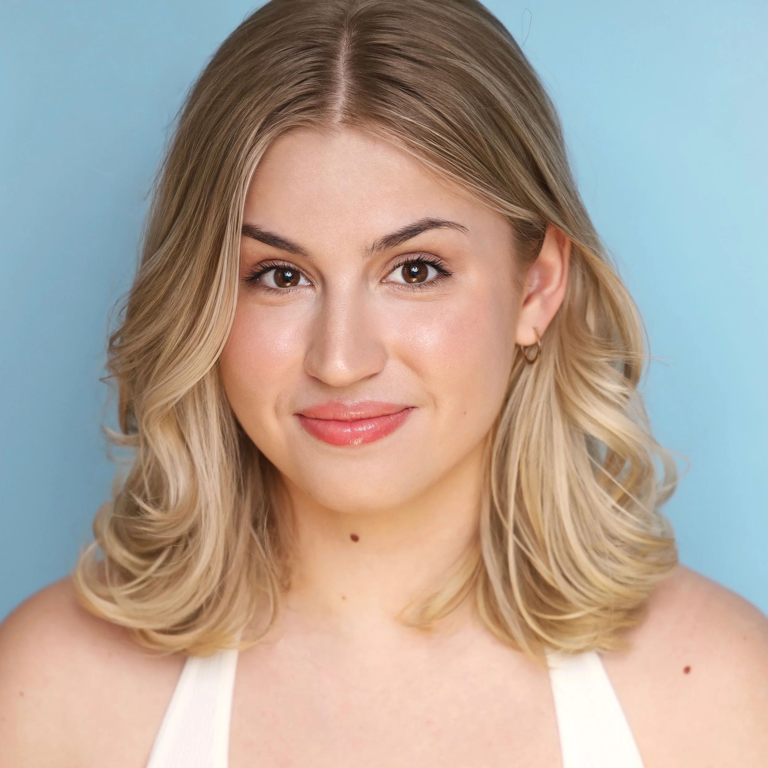 Facetune_10-12-2023-02-23-21.jpg