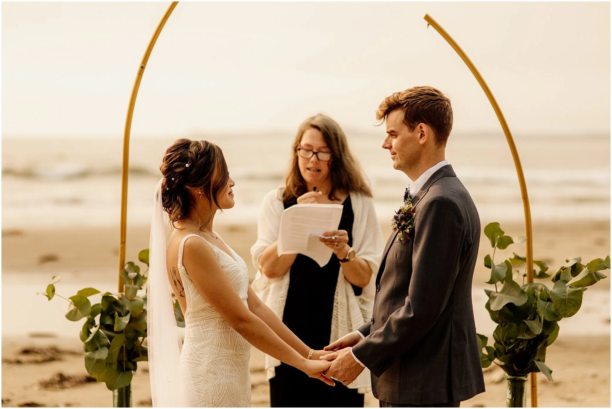 wickaninnish-beach-wedding-tofino-aileen-choi-photo-queenie-ross-349.jpg
