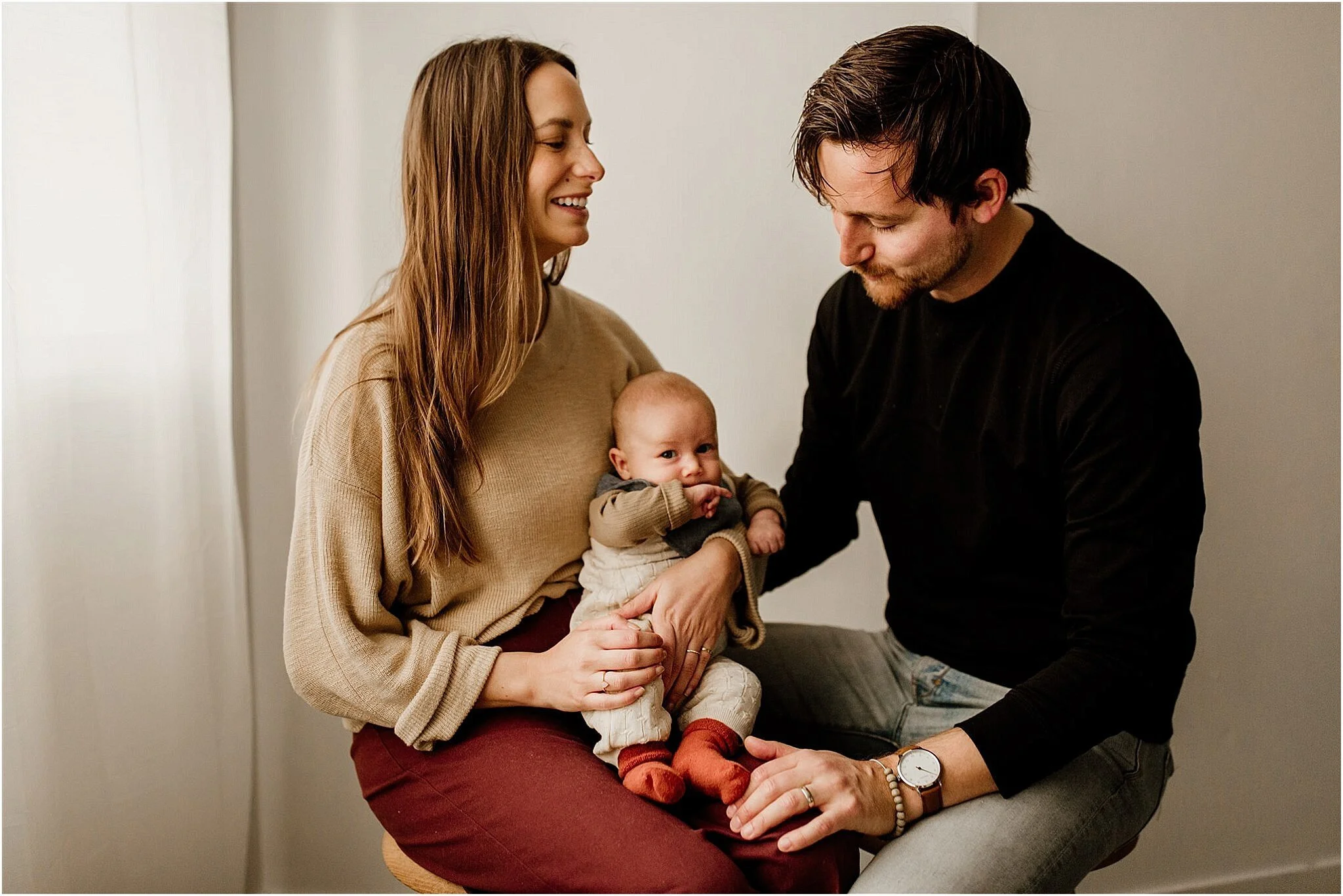 studio-newborn-family-session-aileen-choi-photo-iredale-family_0012.jpg