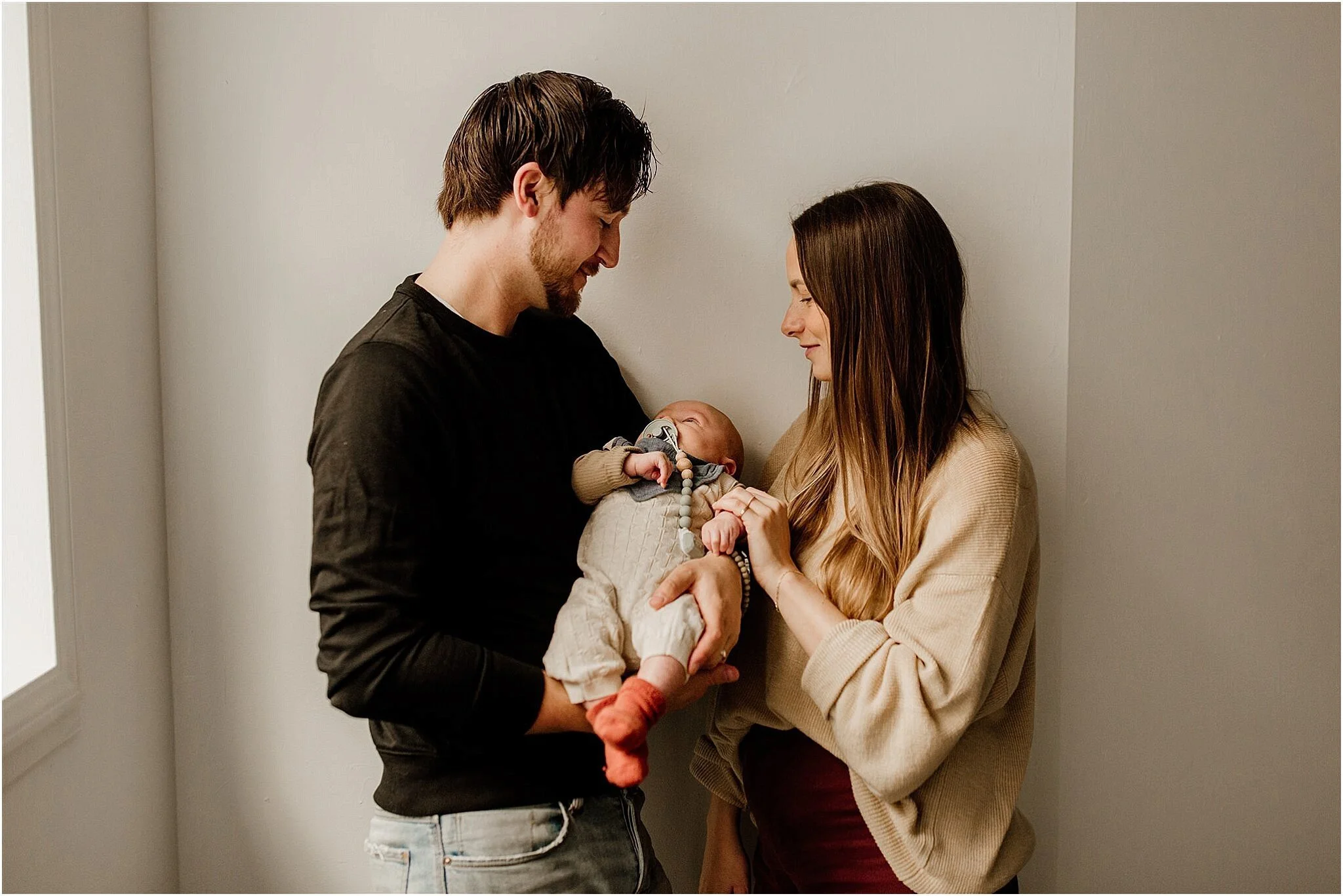 studio-newborn-family-session-aileen-choi-photo-iredale-family_0005.jpg