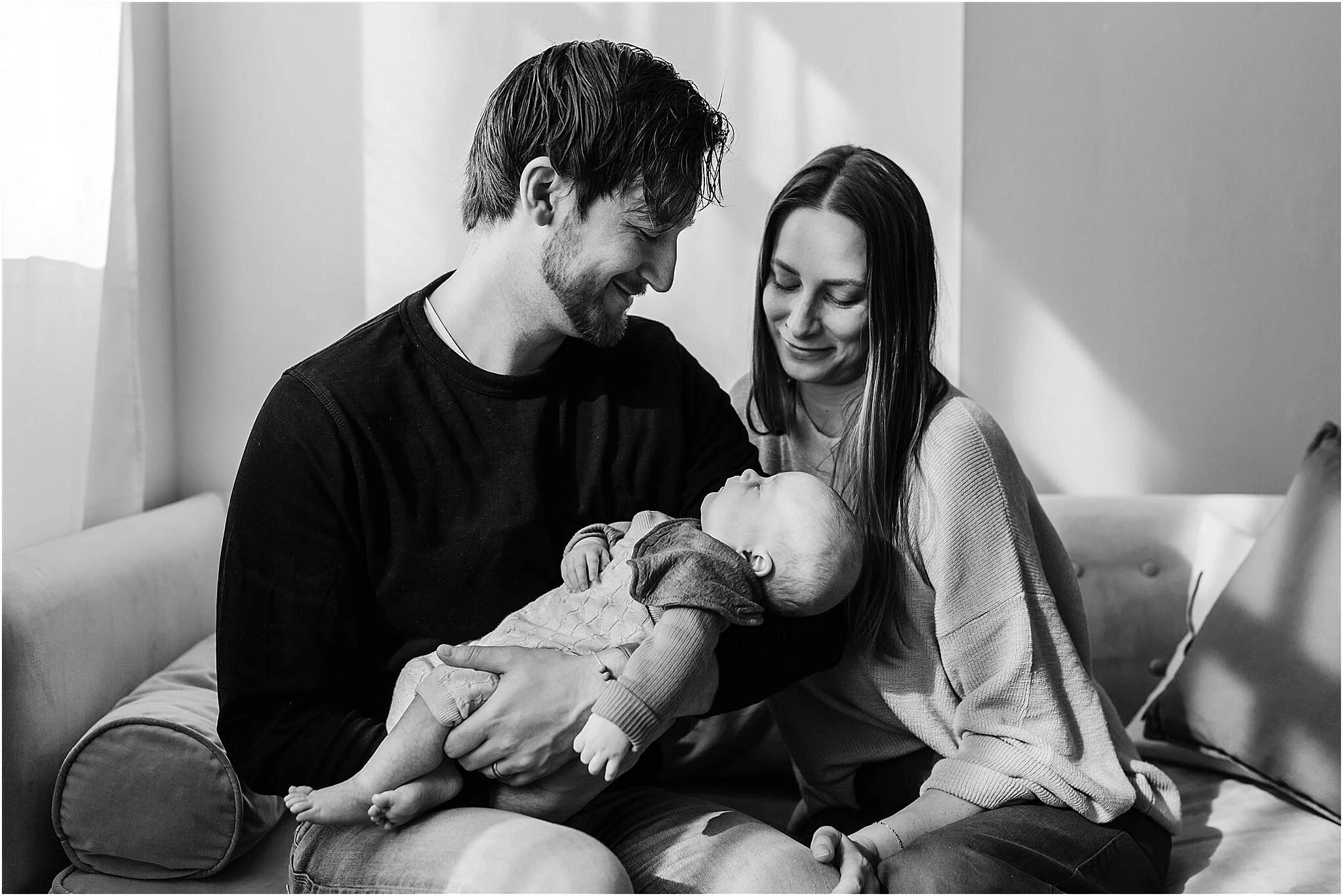 studio-newborn-family-session-aileen-choi-photo-iredale-family_0015.jpg