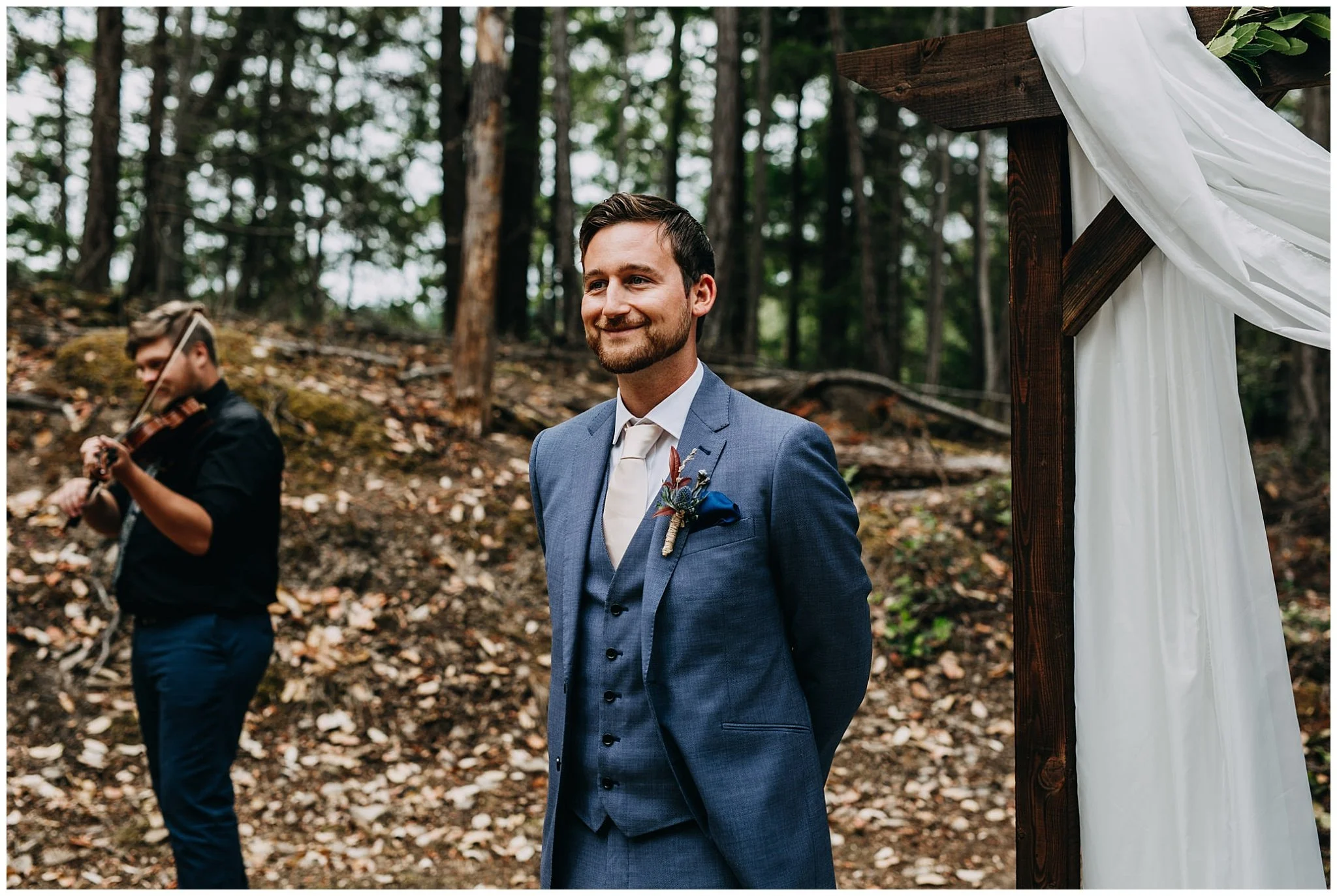 mayne-island-backyard-wedding_0032.jpg