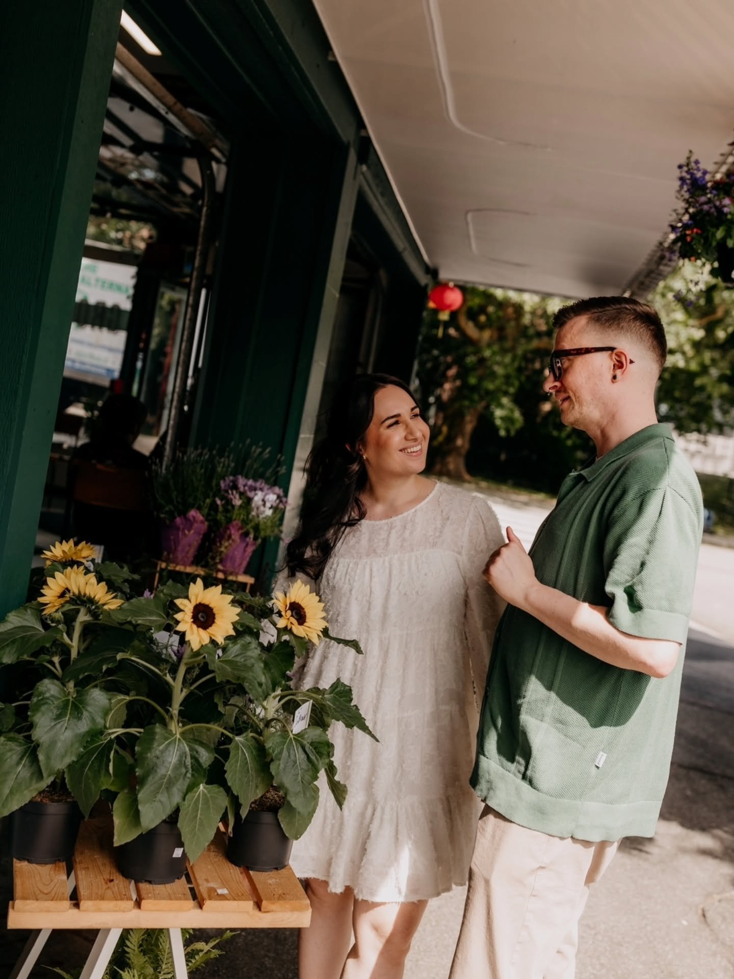 My hobbies include visiting cute little stores and taking photos - oh look! This is a perfect combination of the two 🤝 

Can't wait for N+C's western disco wedding at the end of the month to close out my wedding season!🤠 🪩 

--
#datenightsession #