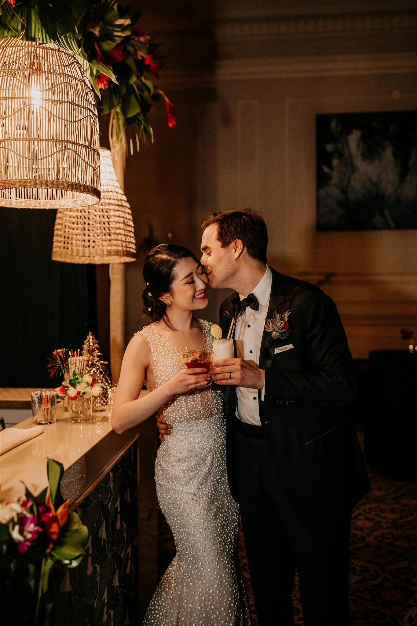 vancouver-club-wedding-aileen-choi-photo-vivian-josh-910_websize.jpg