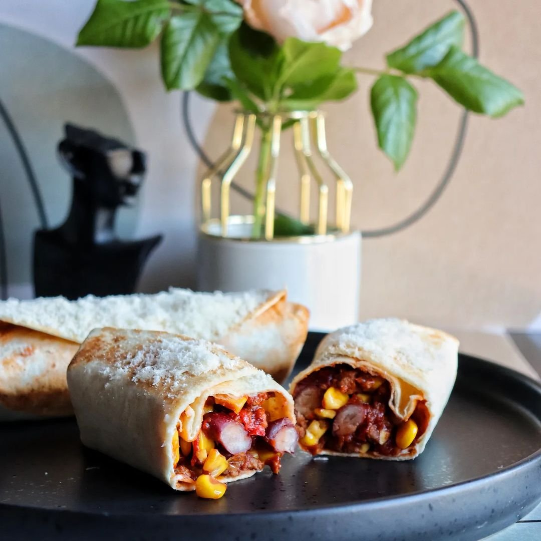 Chili Con Carne Wraps
