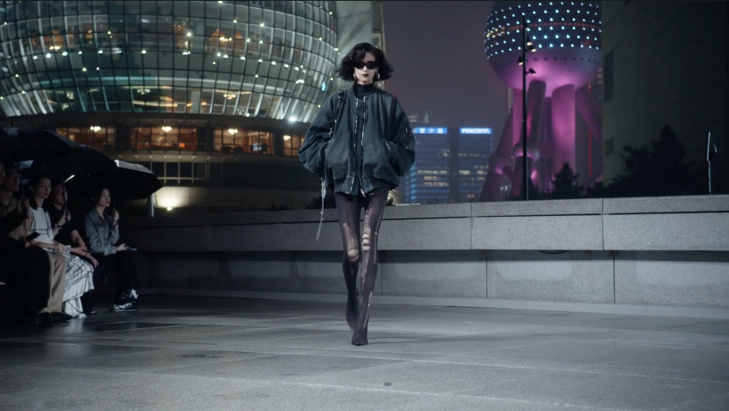 balenciaga long 4.png