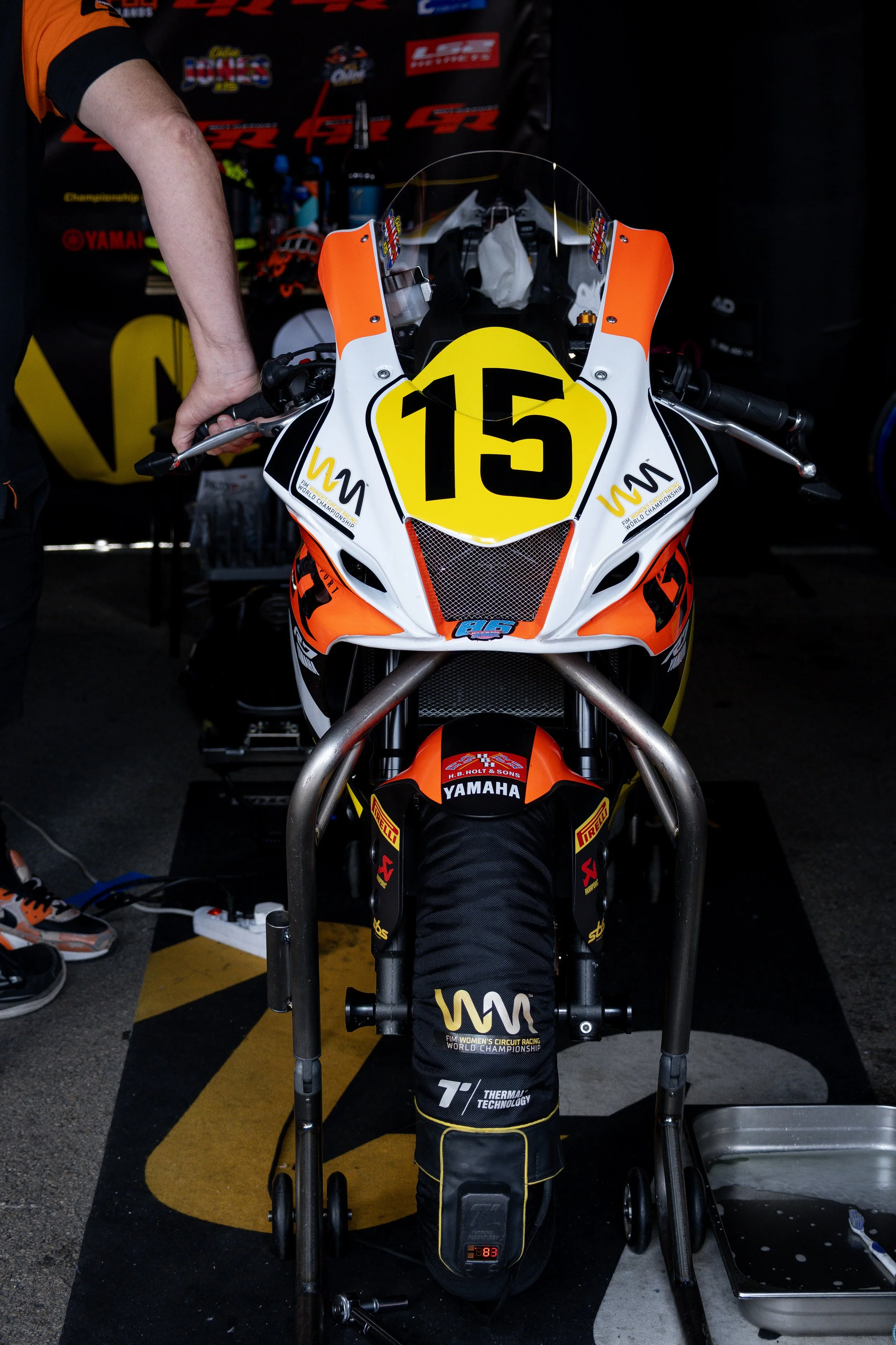 CHLO-10.jpg