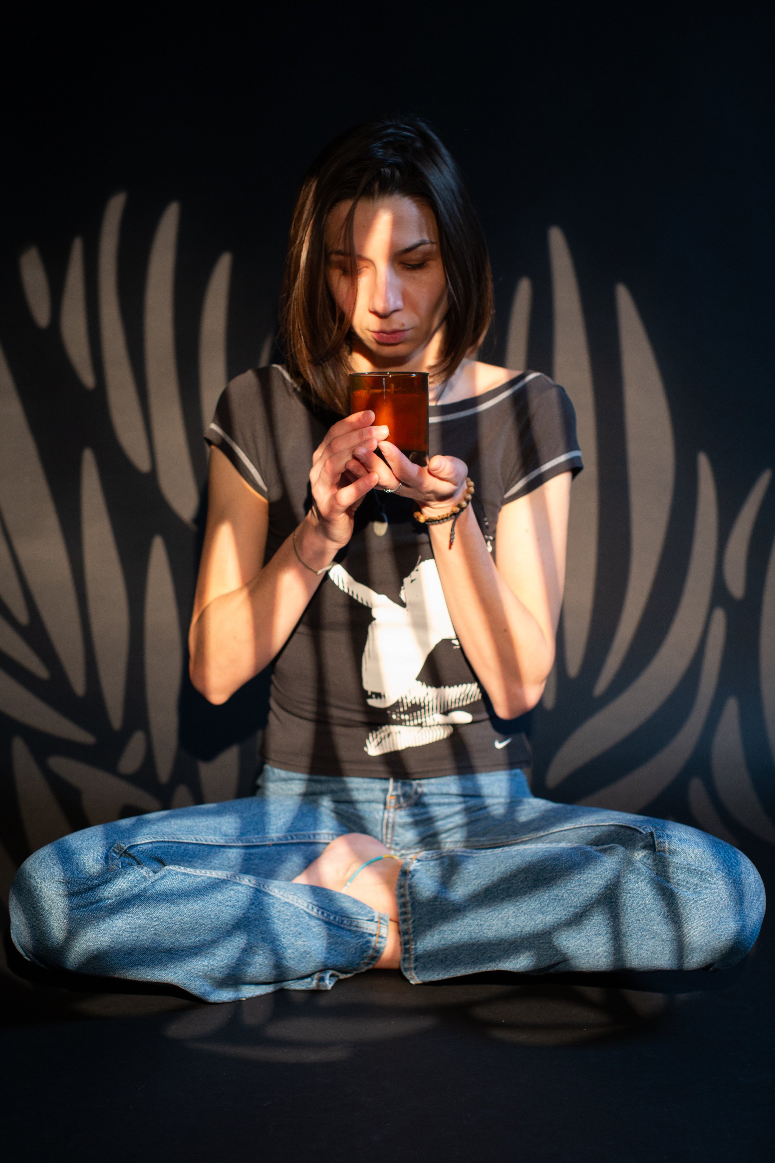 De ce aleg oamenii lumanari cu tei de la Prezent Studio?