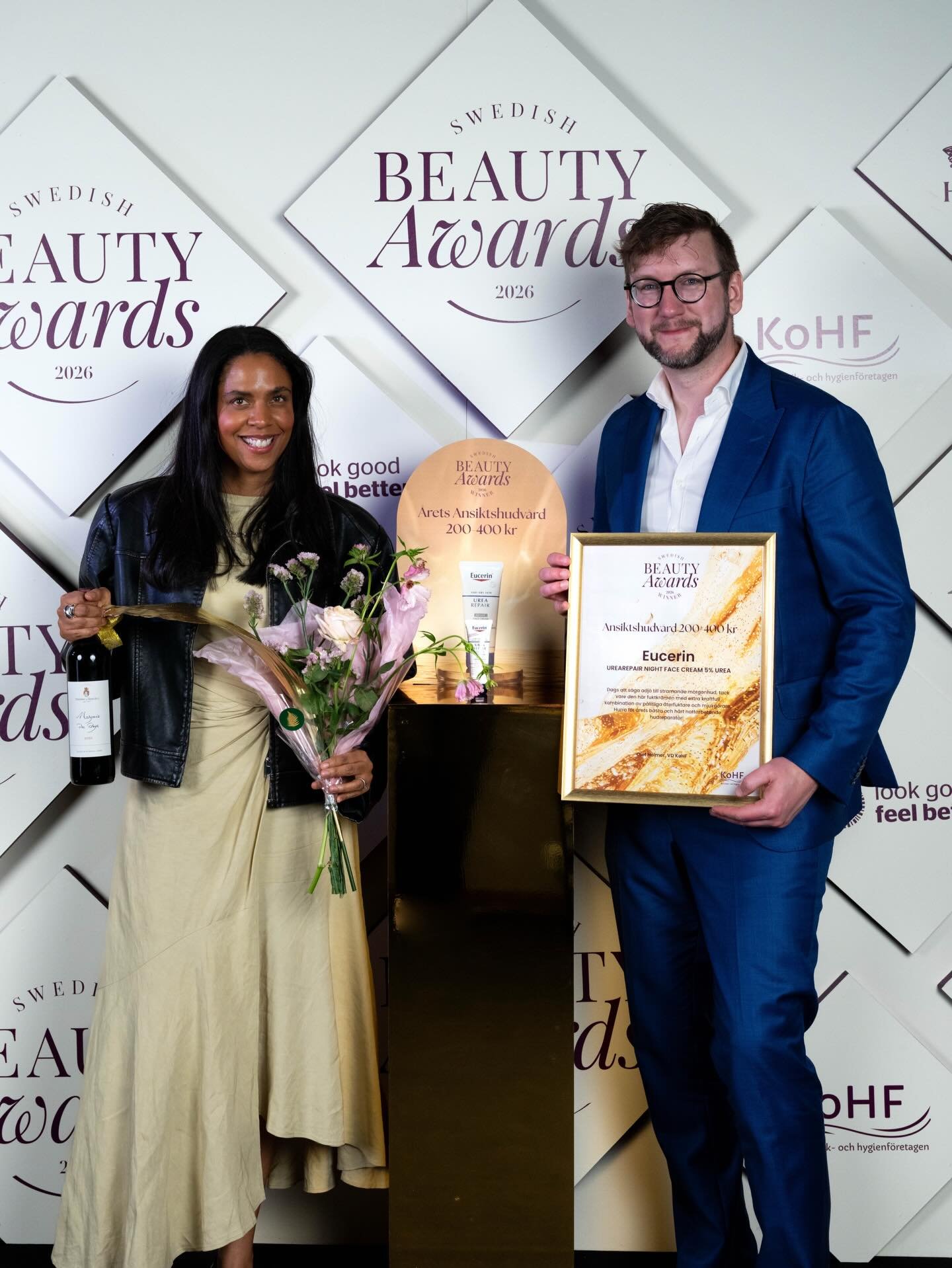 Vinnare av &Aring;rets Ansiktshudv&aring;rd 200-400 kr
🌟Eucerin - UreaRepair Night Face Cream 5% Urea
&nbsp;
Dags att s&auml;ga adj&ouml; till stramande morgonhud, tack vare den h&auml;r fuktkr&auml;men med extra kraftfull kombination av p&aring;lit