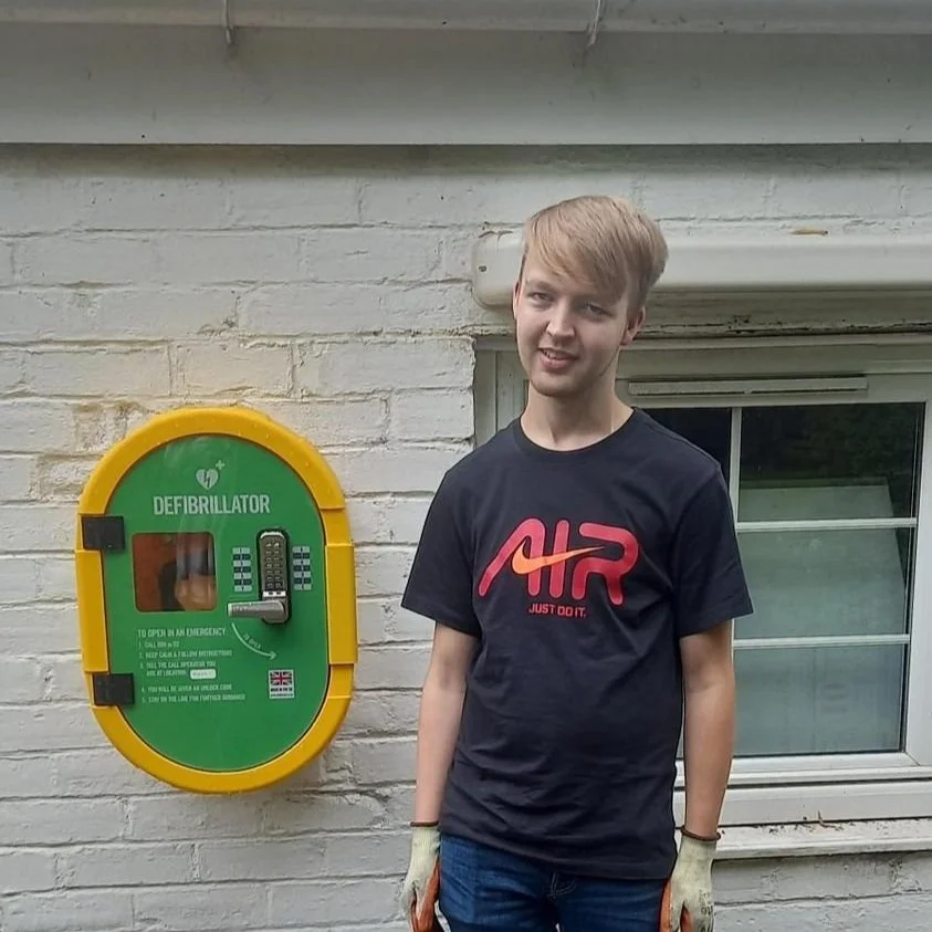 Defibrillator donated to Parklea