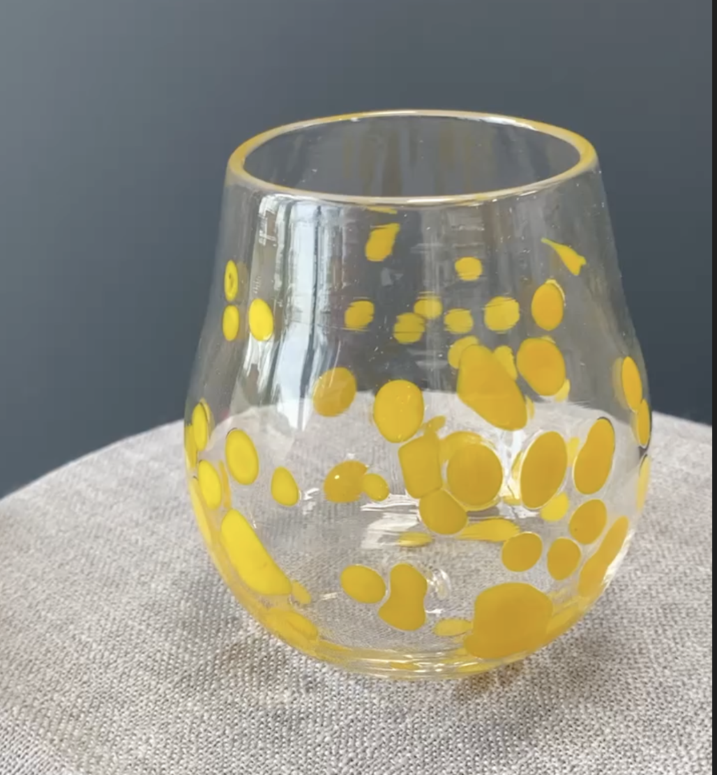 LOUISARAVENGLASS_ButtercupTumbler_1.png