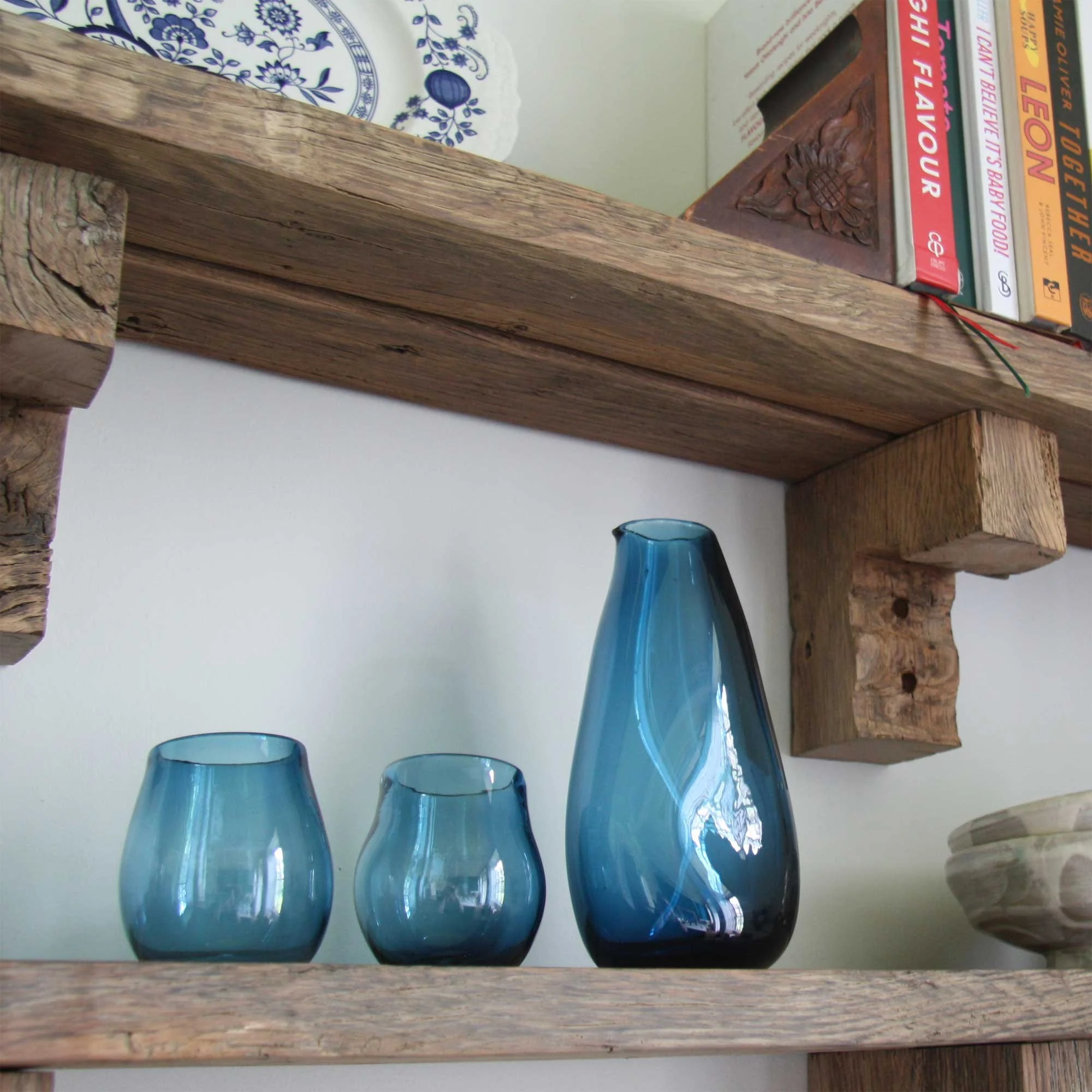 Blue-carafe-tumblers-lettys-web-1.jpg