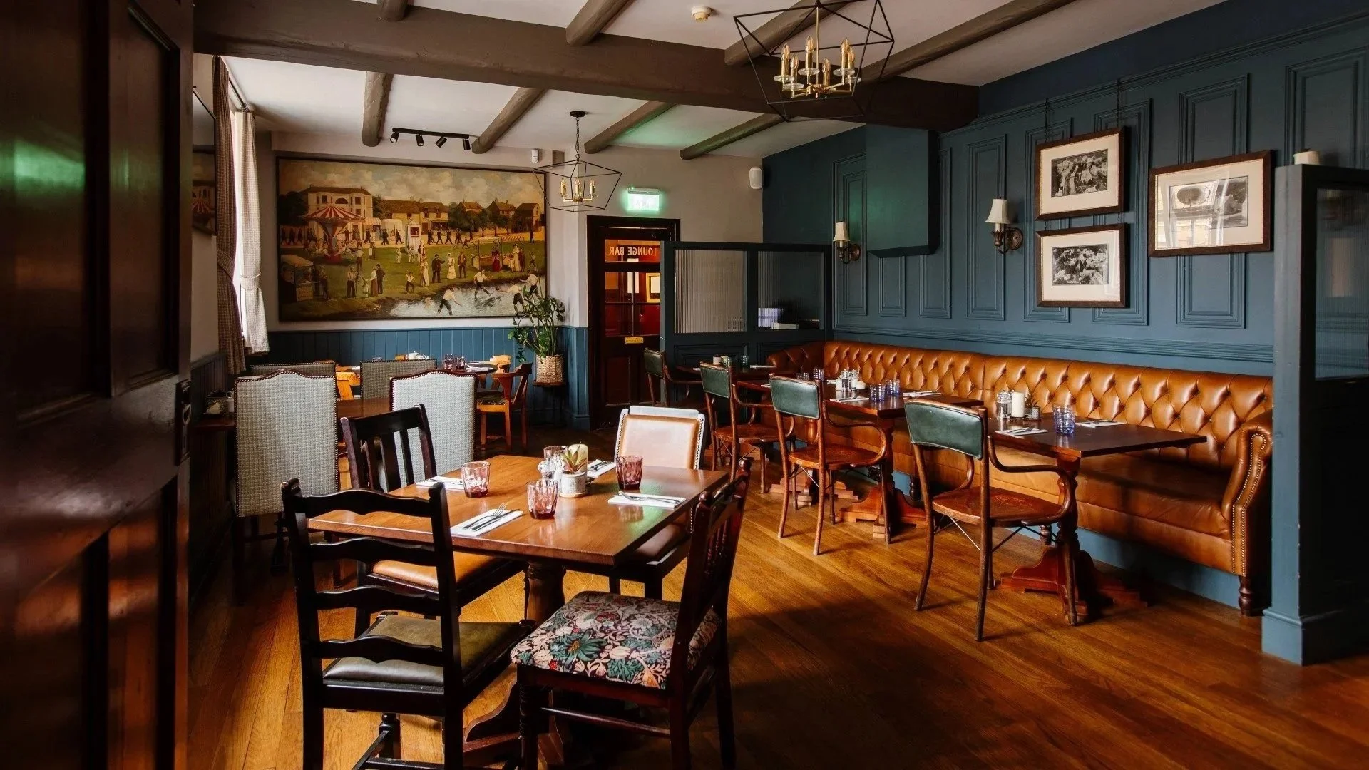 Restaurant%2B-%2Bsmaller.jpg