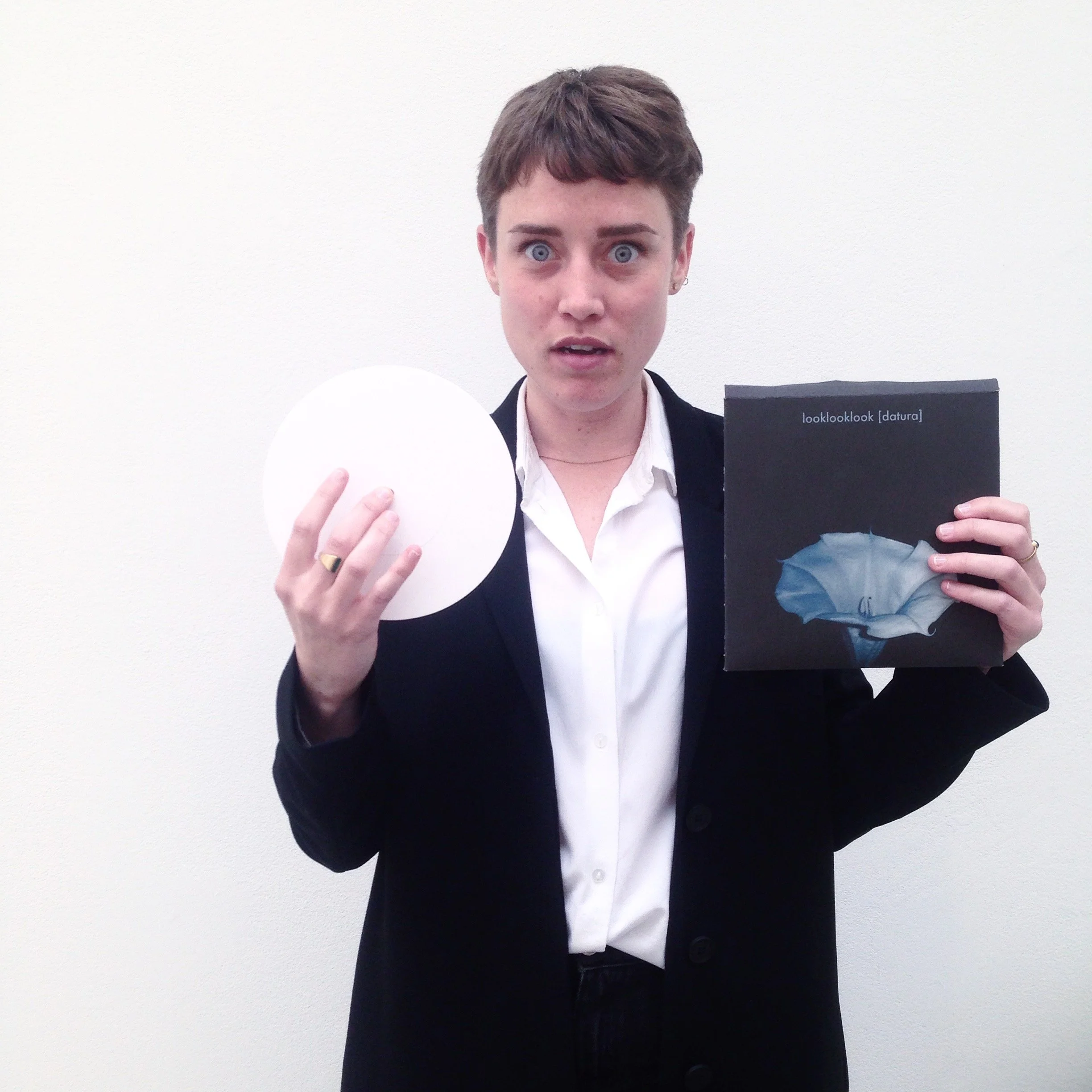 Vinyl Single in Plaster