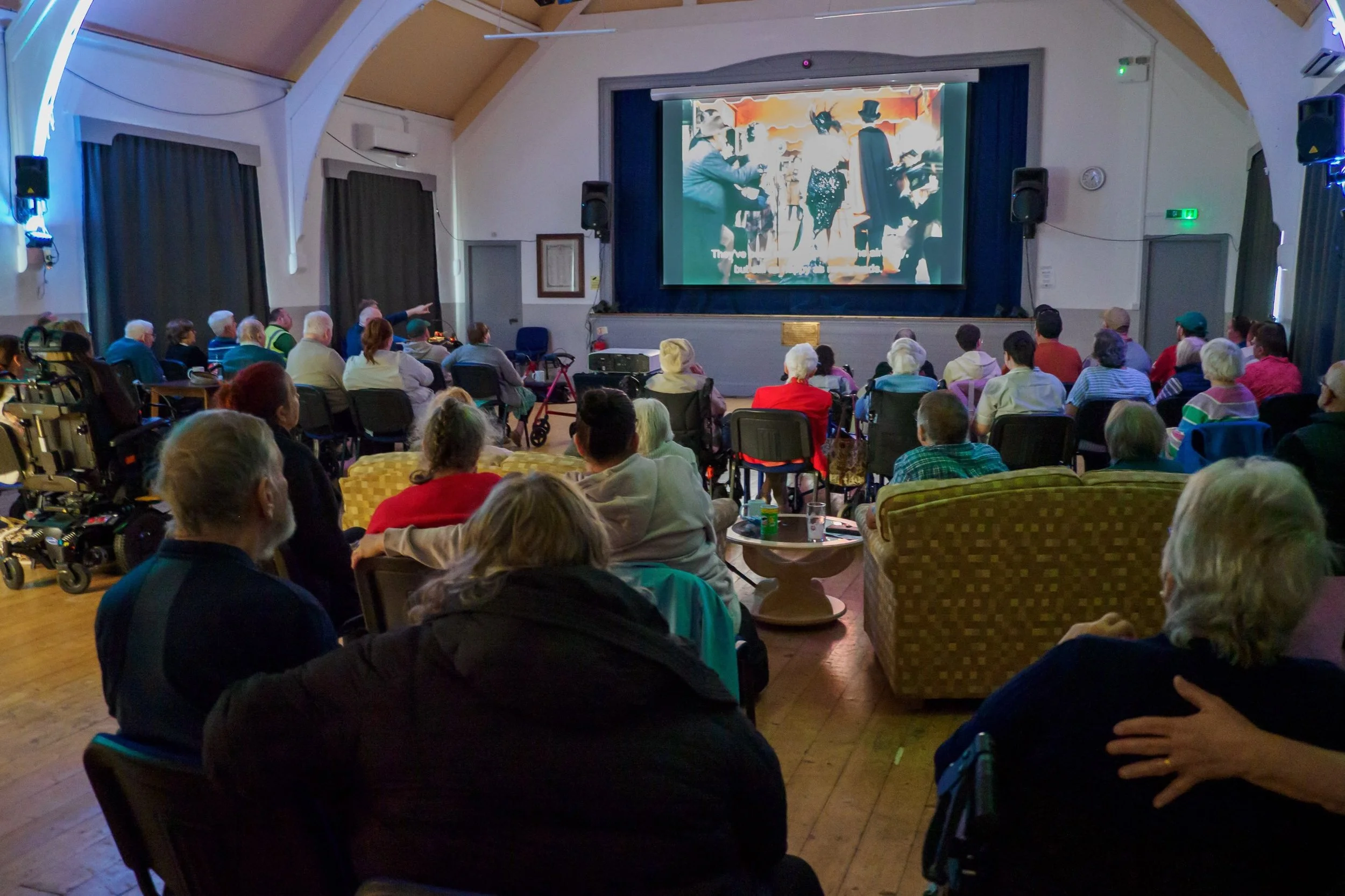 What a wonderful turnout for our relaxed daytime screening of Singin&rsquo; in the Rain. 49 people at Sinema Llangoed yesterday! ☔🎬

Thank you to everyone who came along, and to Dementia Actif M&ocirc;n and Isle of Anglesey County Council for workin