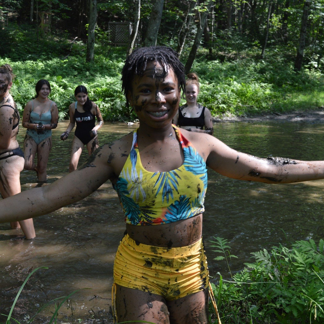 Le bonheur, c'est se salir autant qu'on veut! 🪵
.
.
.
.
#summercamp #campdevacances #laurentides #nature #camp #camptremblant #BPA #basedepleinair #monttrembant #&eacute;t&eacute;