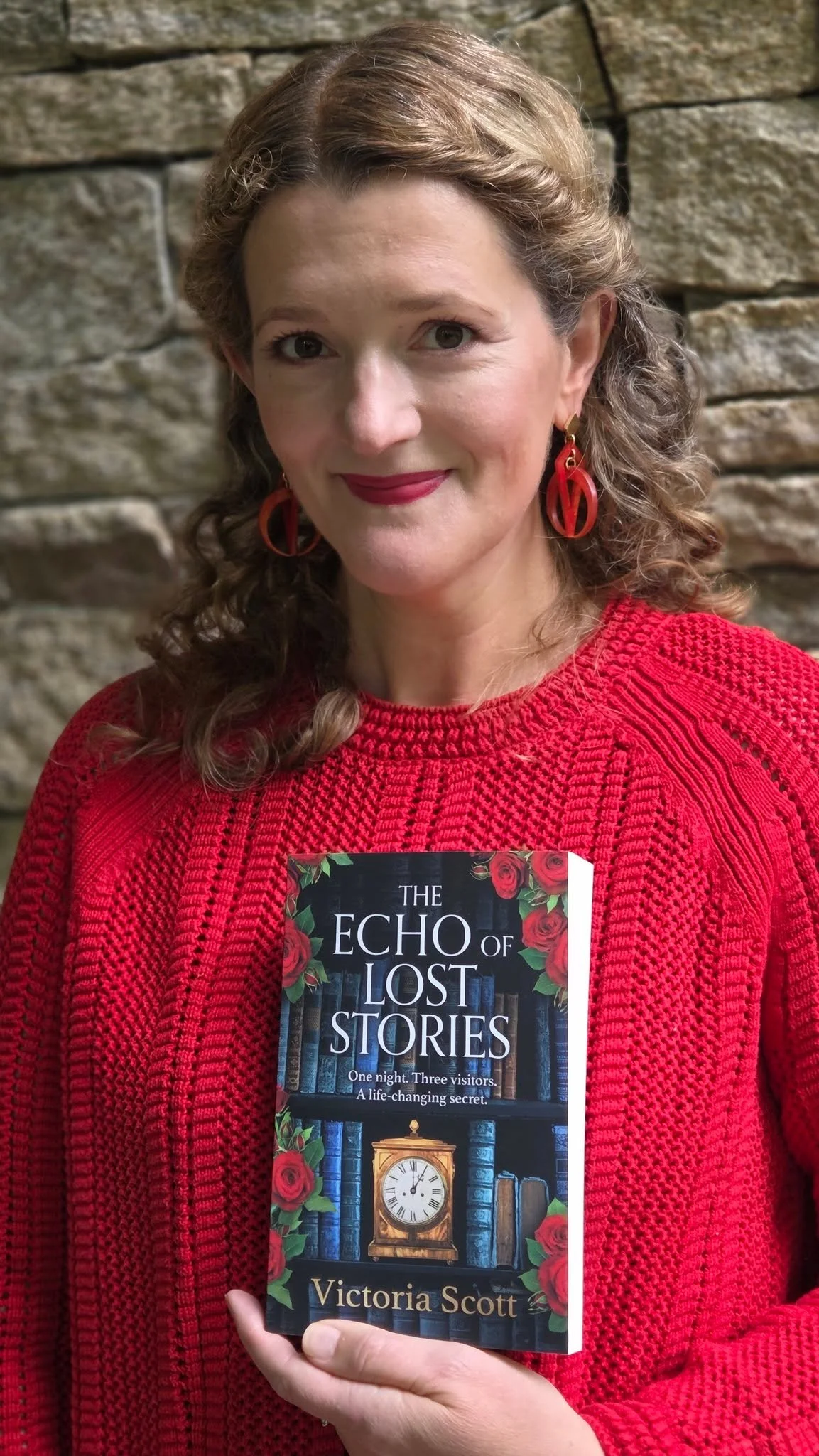 The Echo of Lost Stories will be published in just over a fortnight, and I am SO ready for you all to read it. 
It was inspired by A Christmas Carol, but I promise it's a heartwarming, life-affirming read that you can enjoy at any time of year. 
It's