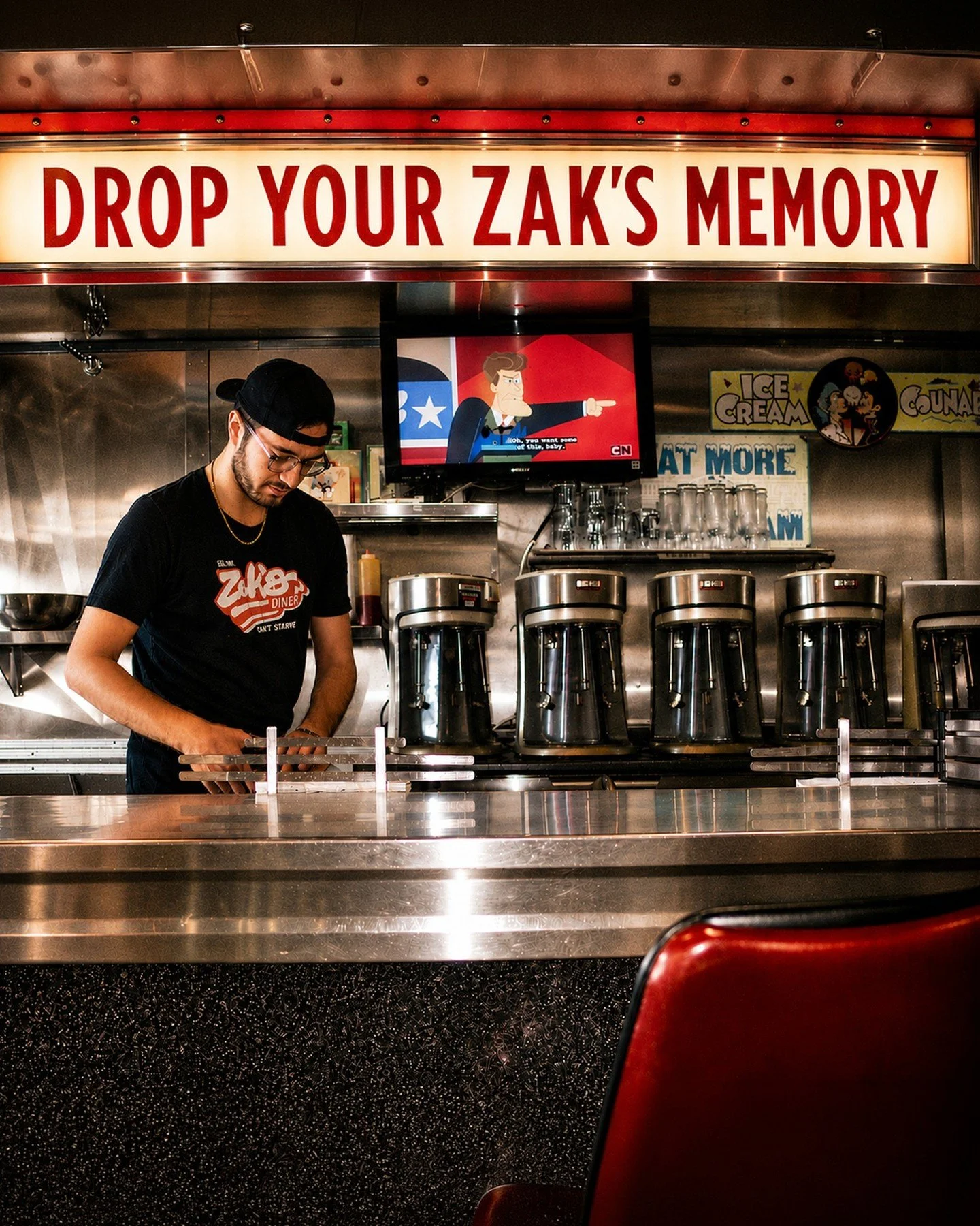 Forty years is a lot of memories. ❤️

Maybe it was a birthday breakfast.
A late-night meal after a concert.

Coffee with someone you haven't seen in years.

Or the place your family always chose because everyone could agree on it.
Whatever your Zak's