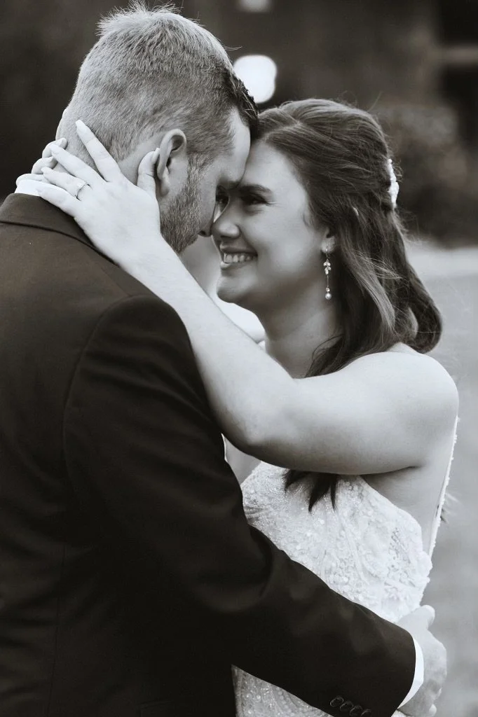 First looks in Independence Louisiana for this beautiful Louisiana bride and groom. 