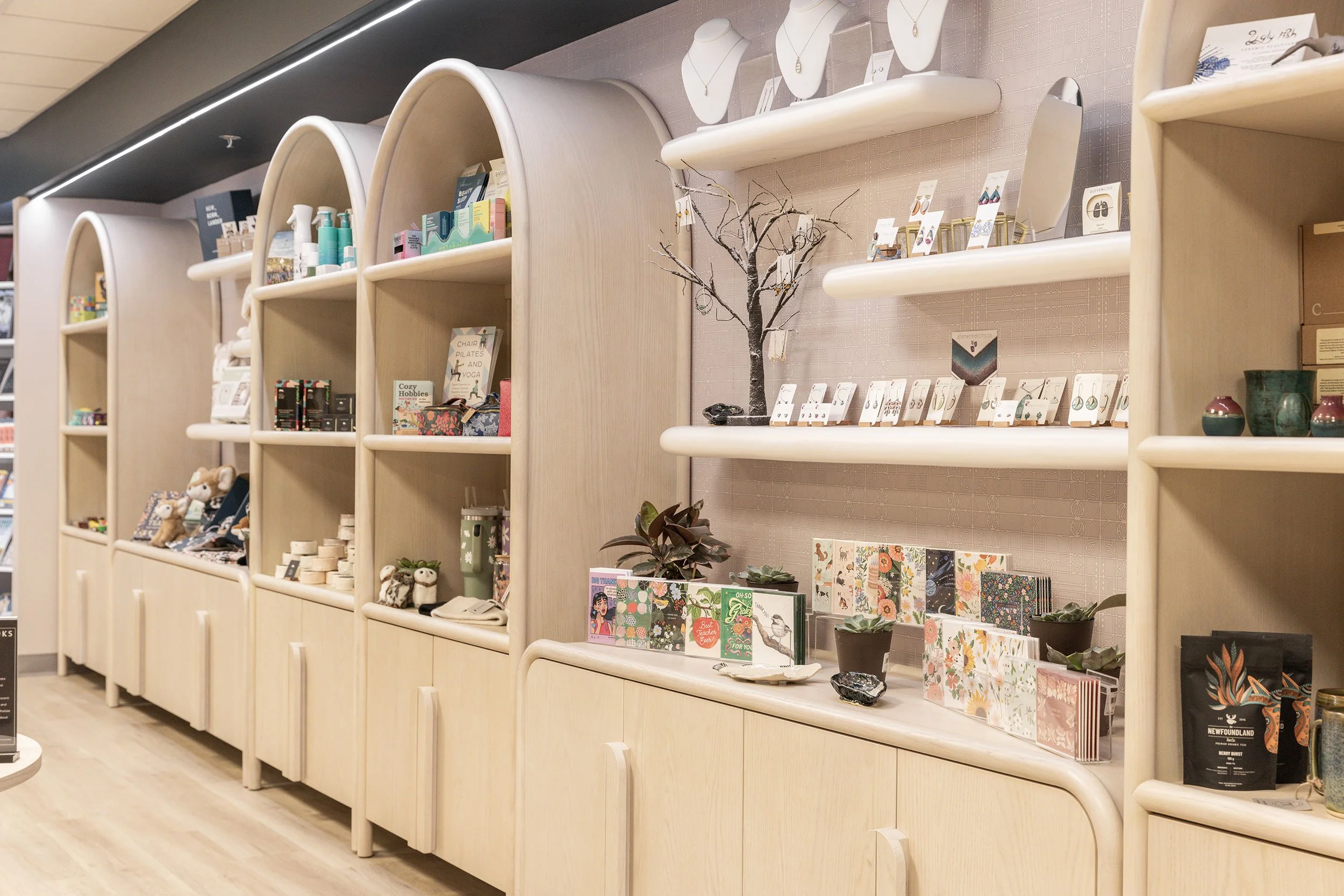 the-shop-HF_jbrokenshire_04.jpg
