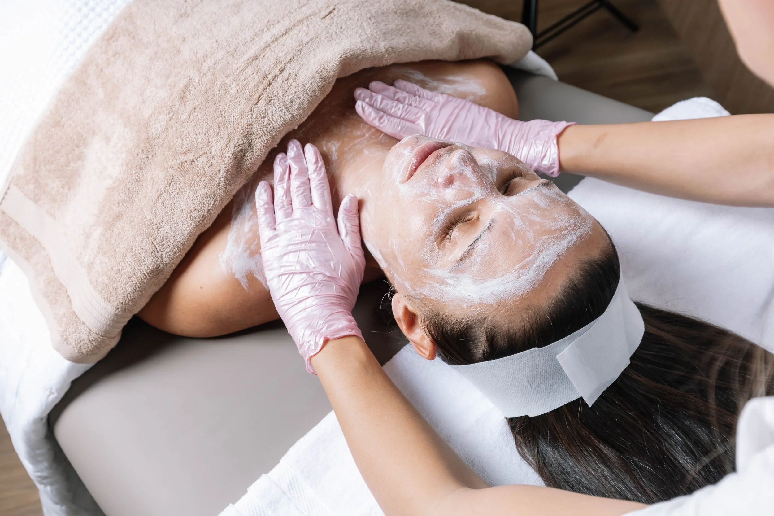 Luxury corrective facials in Bensenville, IL — personalized clinical skincare for clear, radiant, healthy skin.