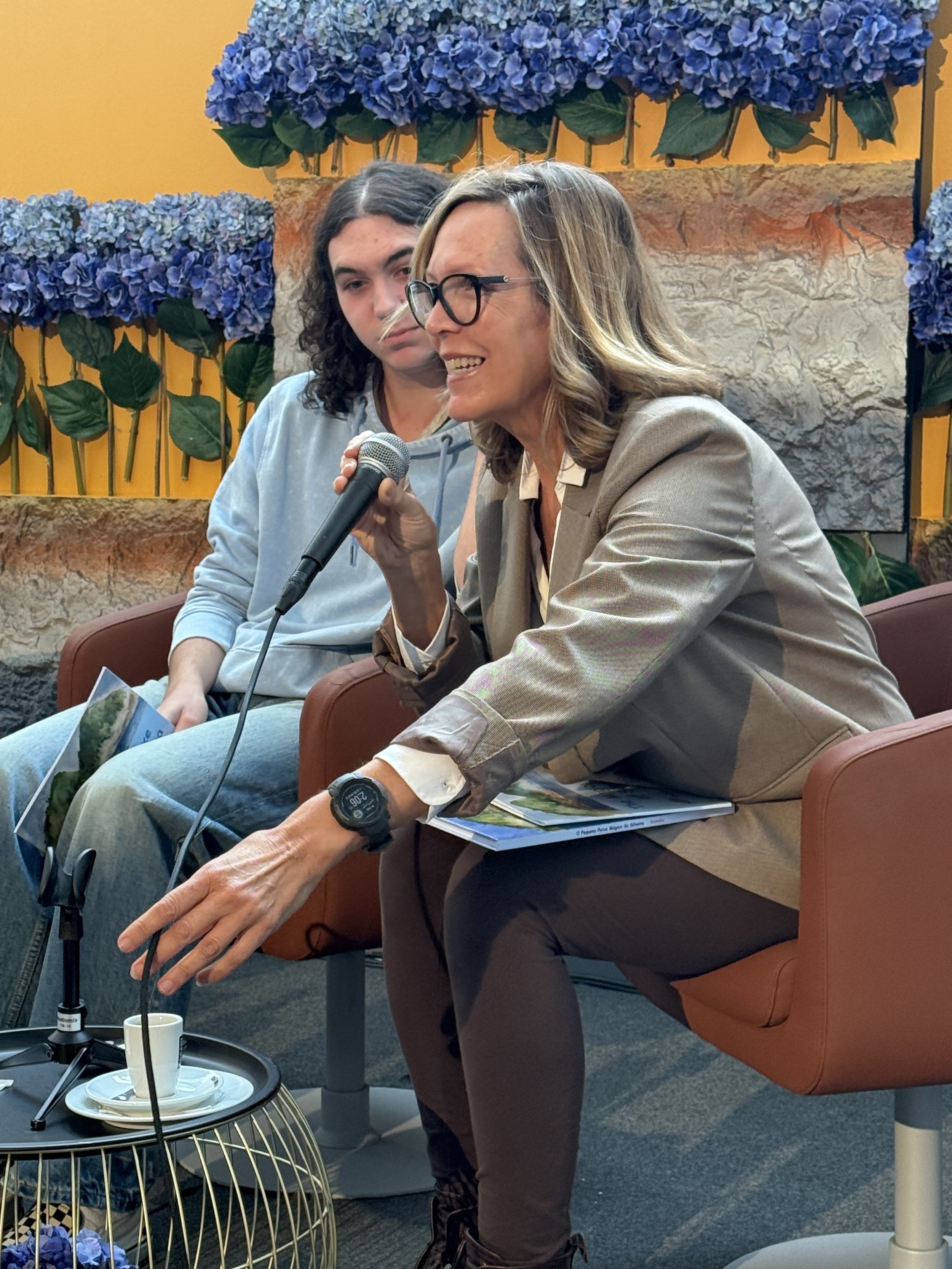shannon talking at book fair.jpg