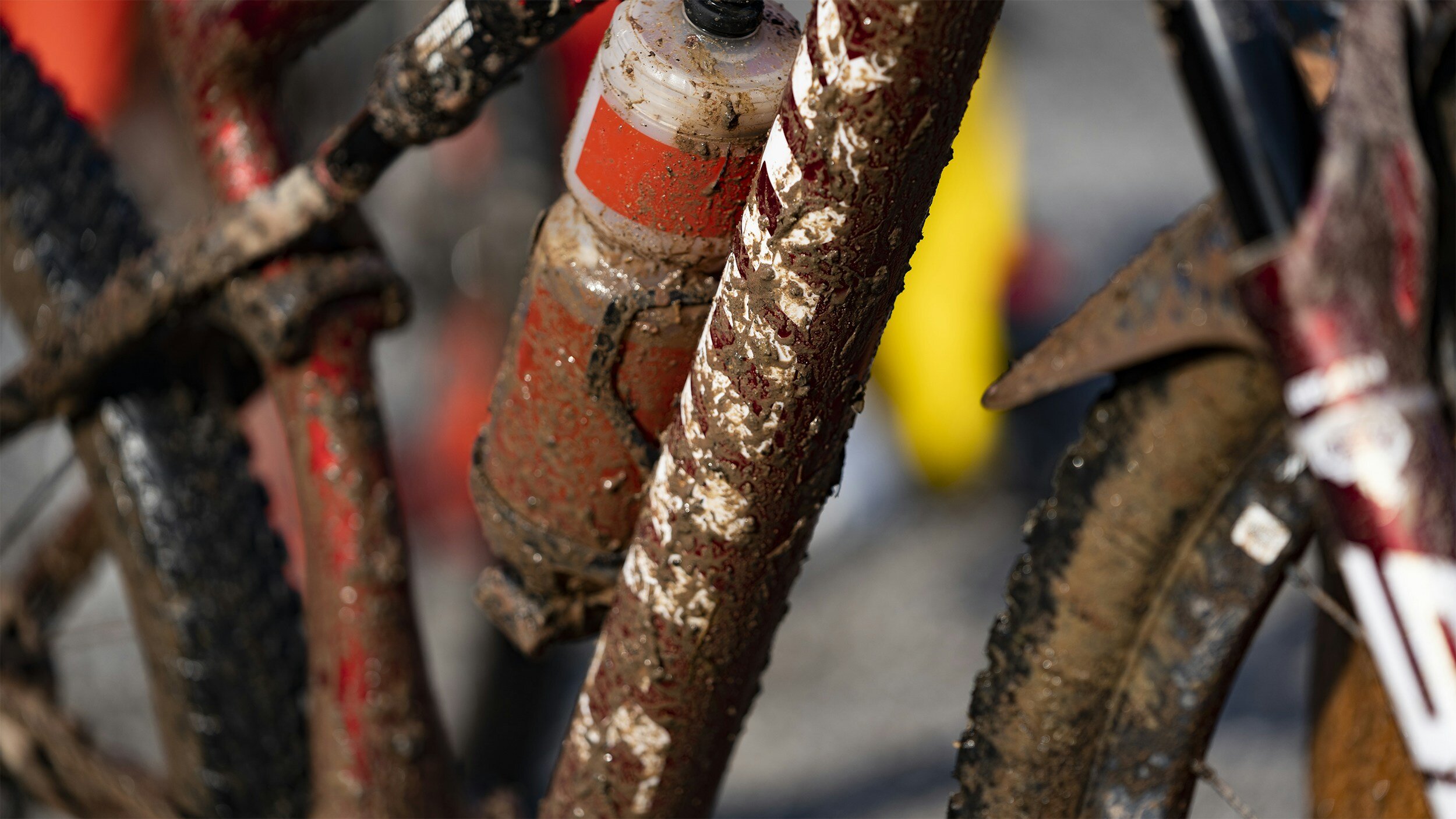 Puck Pieterse komt steeds dichterbij zege in een wereldbekercross