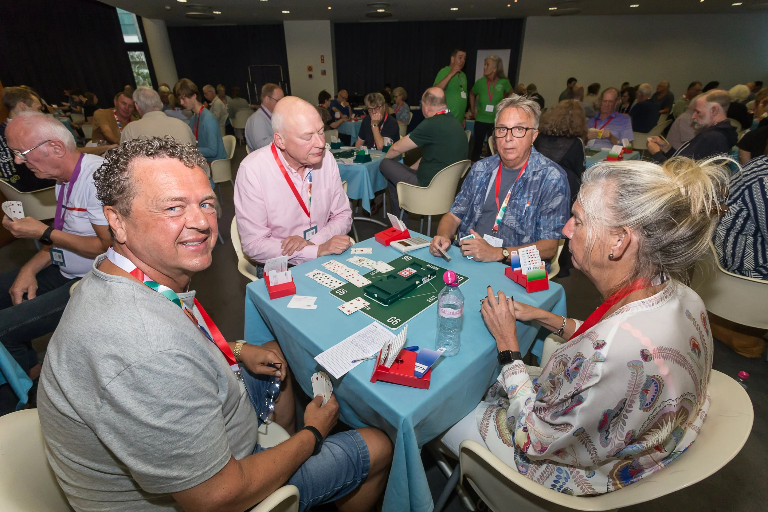 Utrechtse topbridgers Huub van der Wouden en Marcel Winkel brainstormen tijdens festival op Madeira