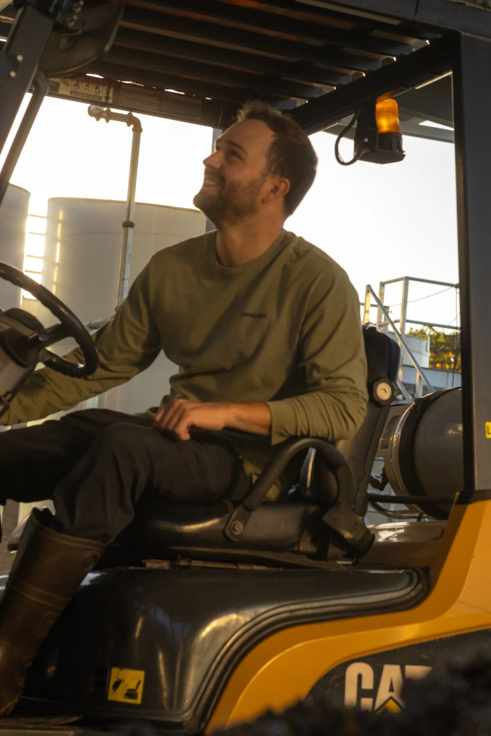 forklift2.jpg
