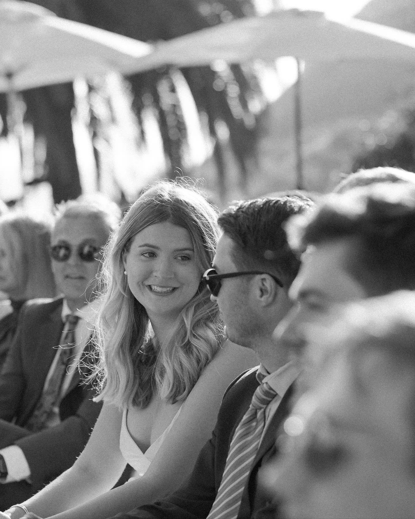 Love and ocean air  @belairbayclub 🌊 🤍 I&rsquo;ve seen how the right venue transforms a wedding day. From lighting to layout to how it makes you feel, here are some tips for choosing a space that tells your story beautifully.
1. Start with your sto