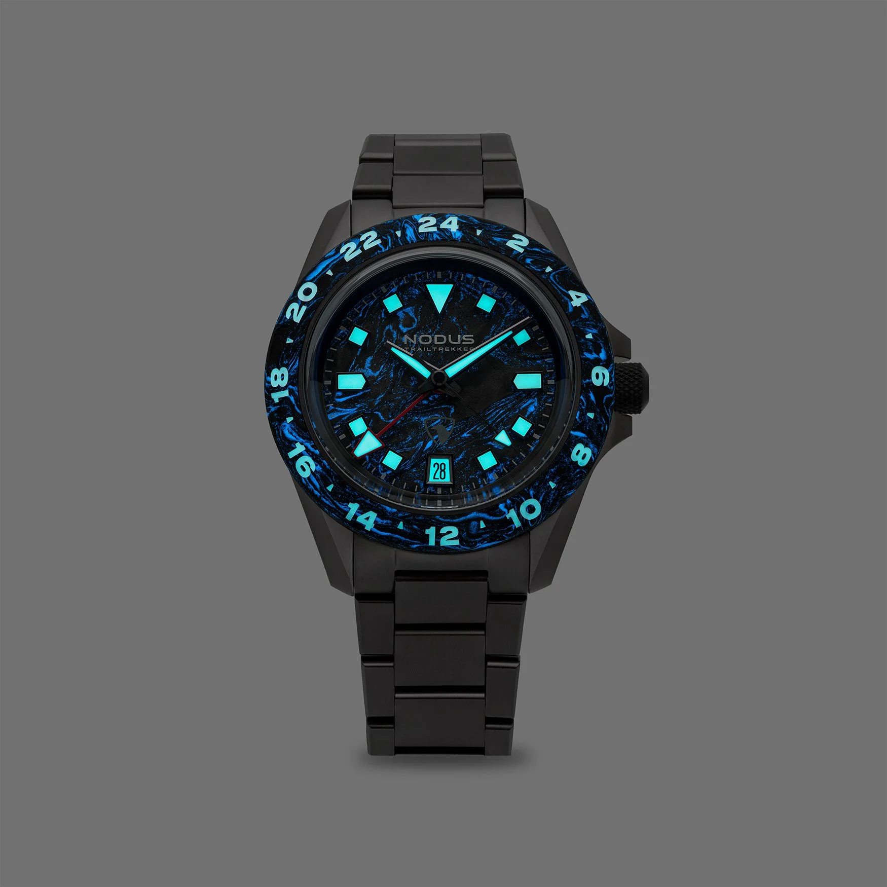 Nodus-x-Raven-TrailTrekker-Carbon-Thumbnail-Night.jpg