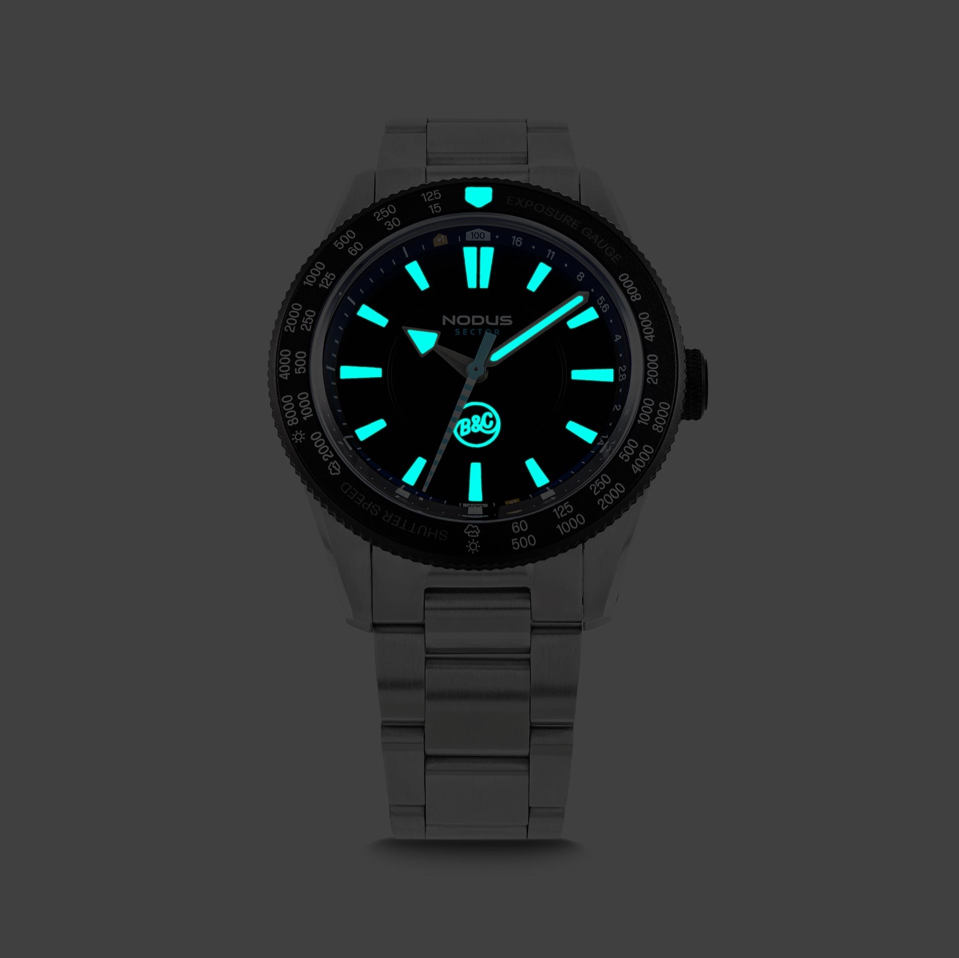 nodus-sector-dive-beers-camera-lume.jpg