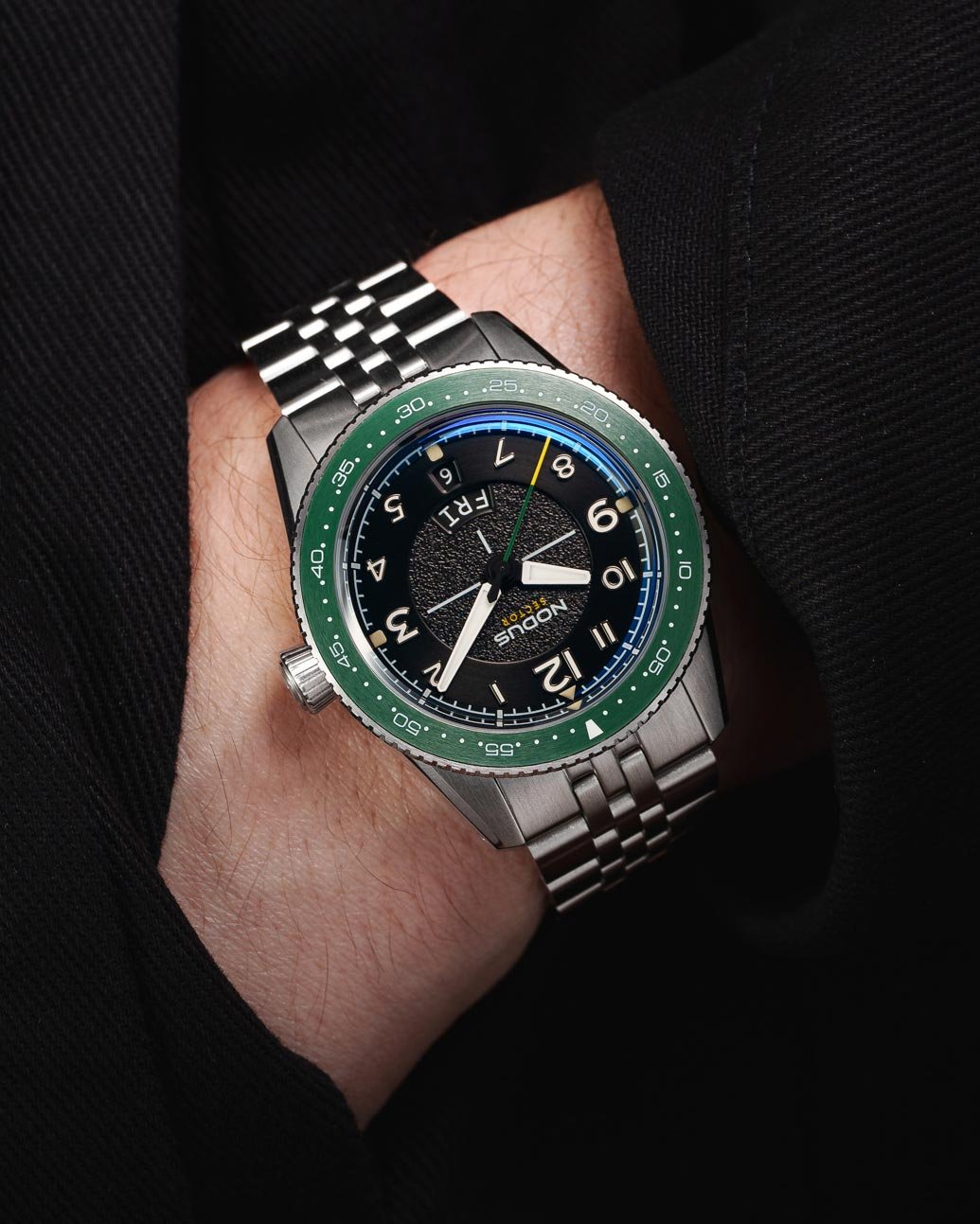 Nodus-Sector-Pilot-Gen-2-Watch-Crunch-WEB-cropped-2jpg.jpg