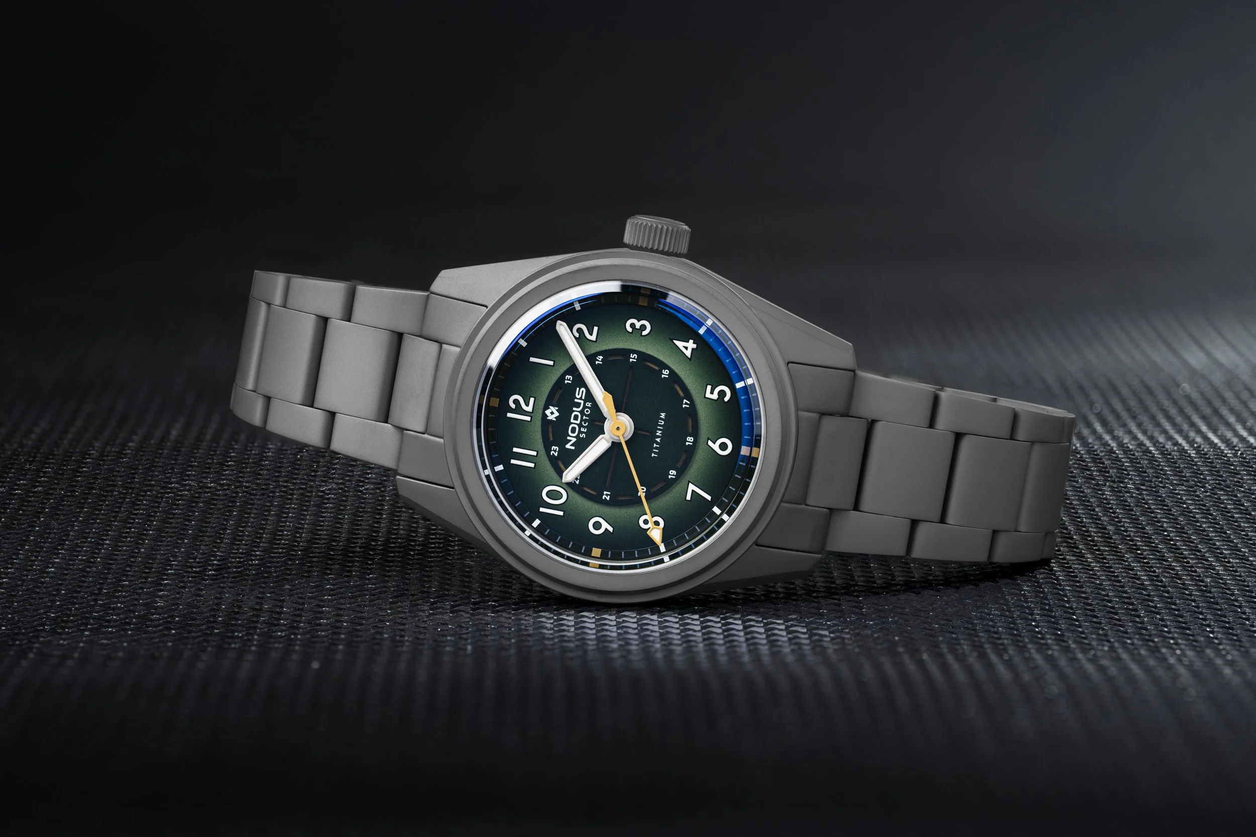 Nodus-Sector-II-Field-Ti-Bracelet-WEB-2.jpg