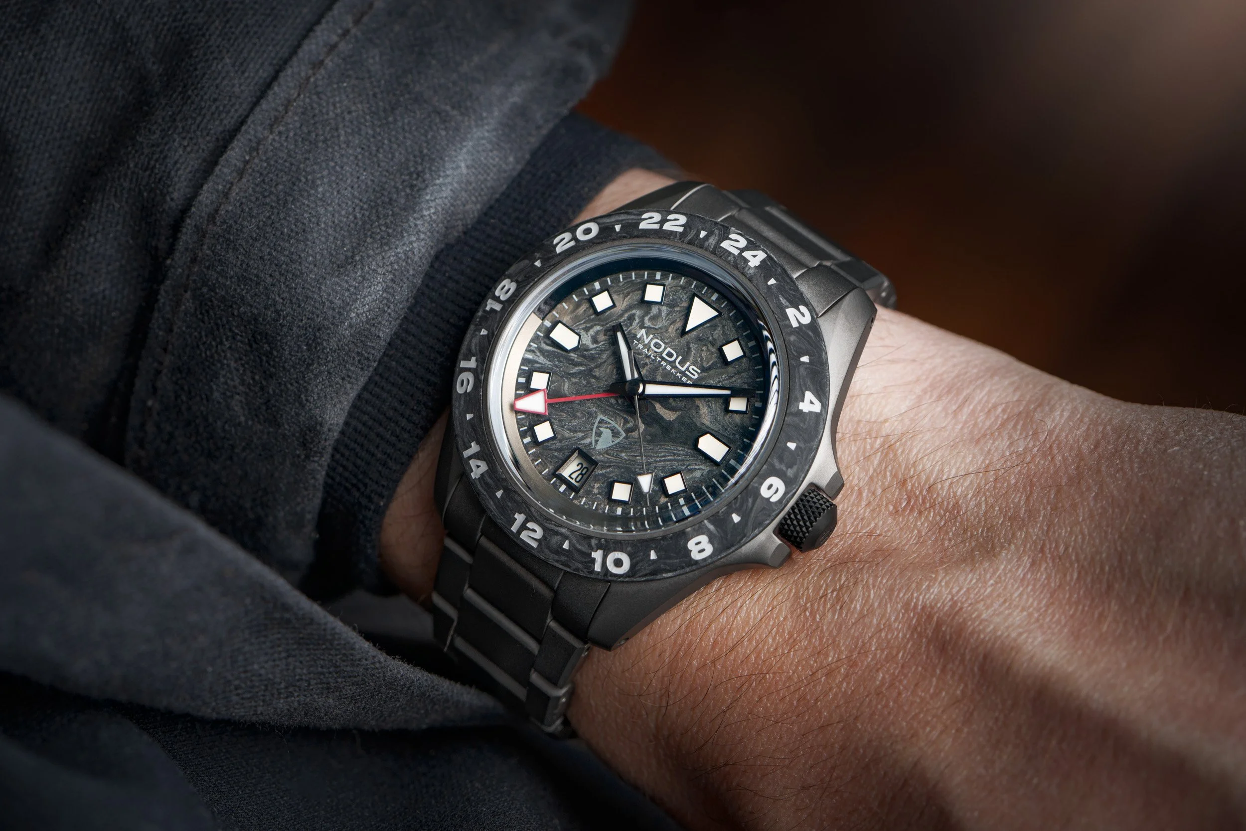 Nodus-x-Raven-TrailTrekker-Carbon-WEB-25.jpg