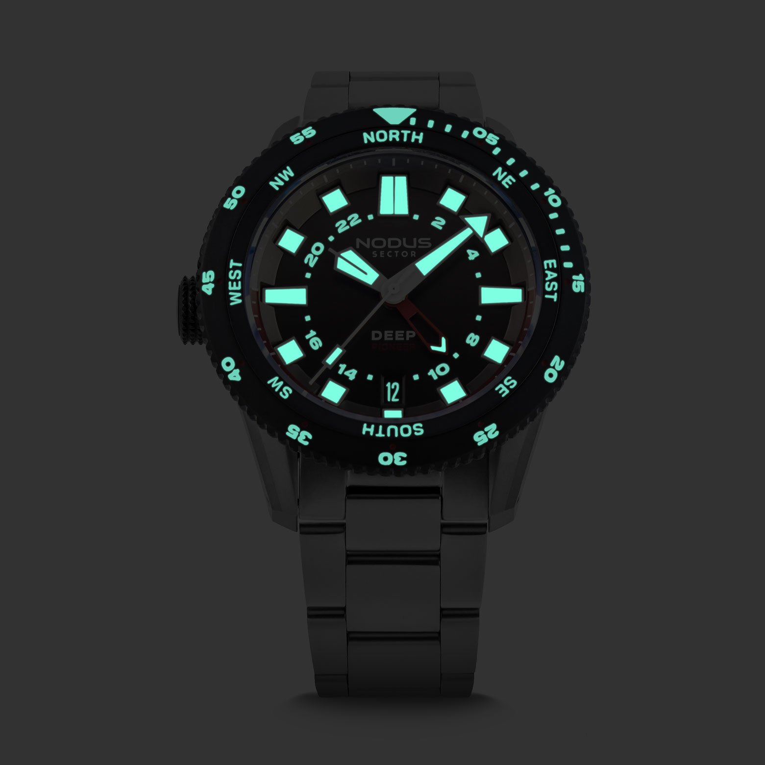 sector-deep-pioneer-black-lume.jpg