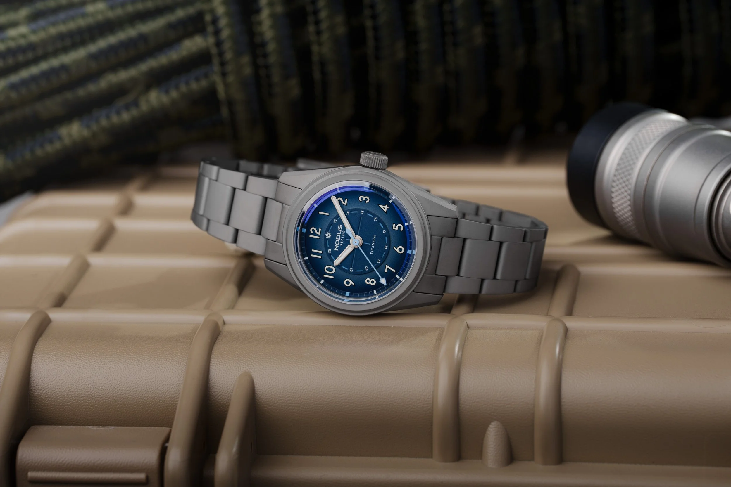 Nodus-Sector-II-Field-Ti-Bracelet-WEB-4.jpg