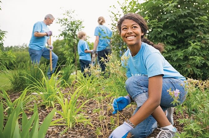 Outdoor community service